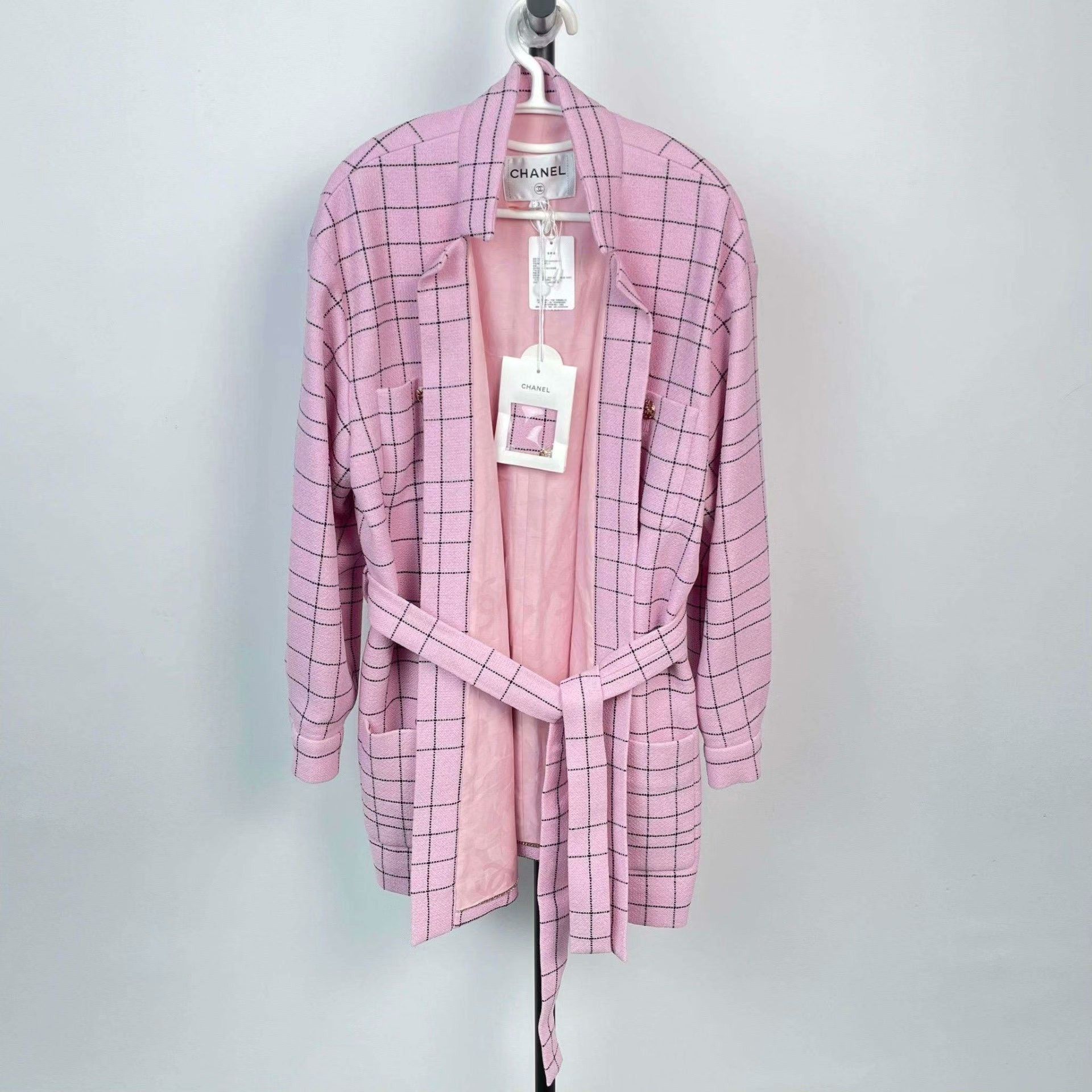 Chanel Chanel Pink Light Jacket 38 Men Size US S / EU 44-46 / 1 - 1 Thumbnail