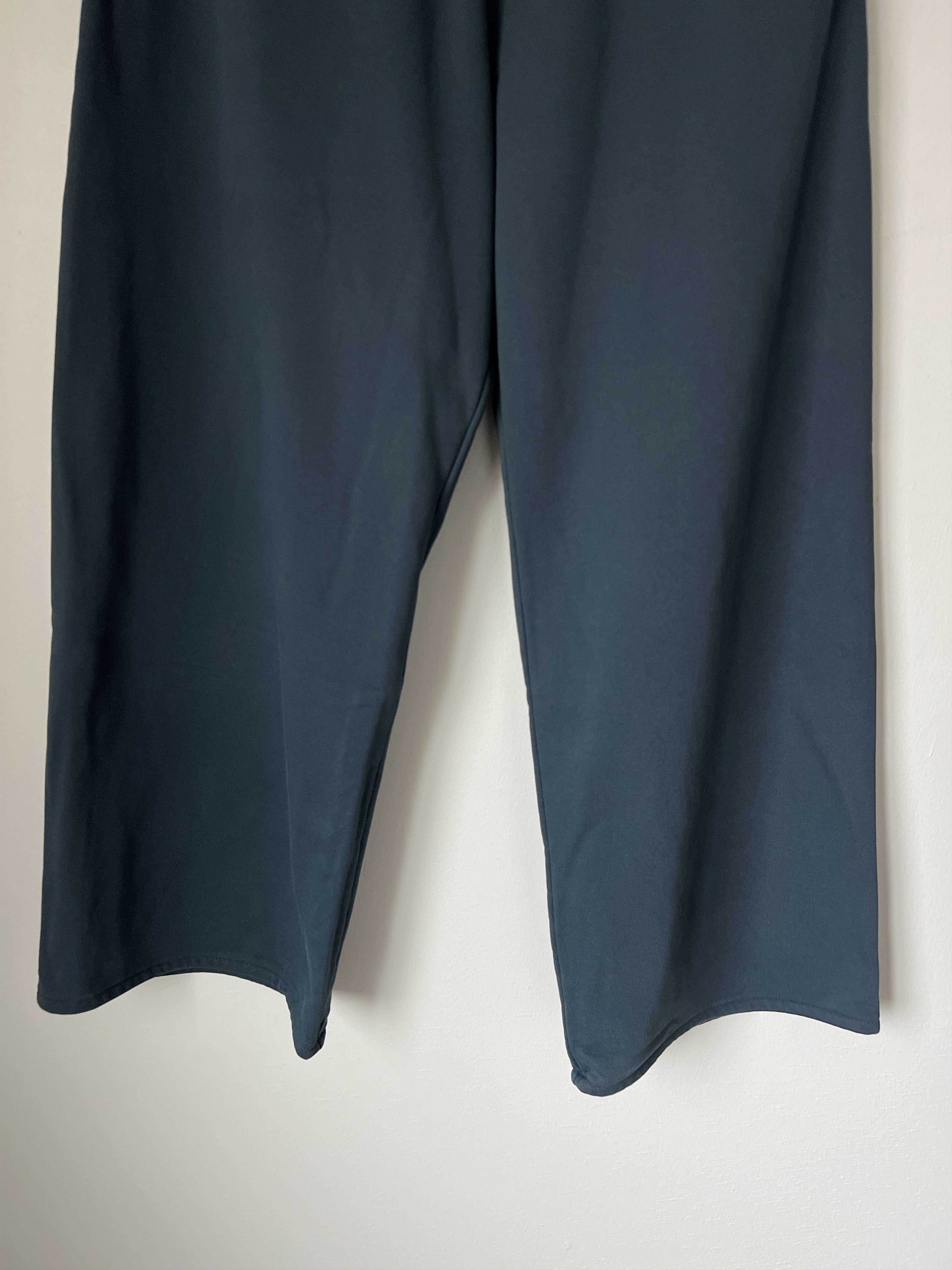 Balenciaga × Gap × Kanye West Yeezy Gap by Balenciaga Jogging Pants in Dark Blue Size US 34 / EU 50 - 3 Thumbnail