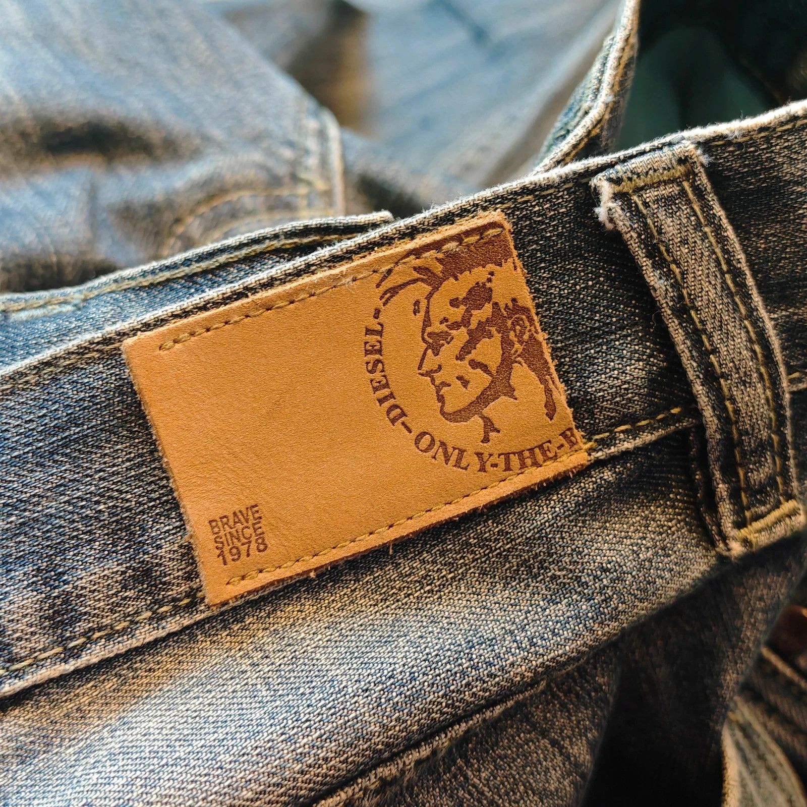 Diesel Vintage Diesel Jeans Mens 30 Blue straight classic Size US 30 / EU 46 - 10 Thumbnail