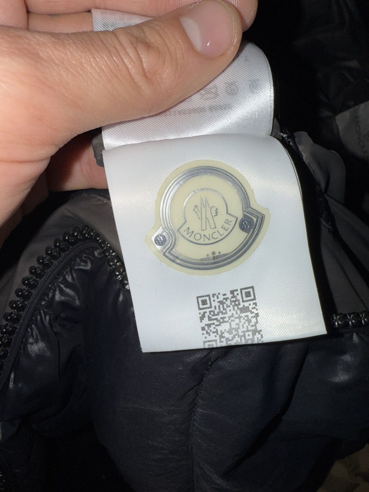 Moncler Moncler Maya down jacket Size US M / EU 48-50 / 2 - 11 Thumbnail