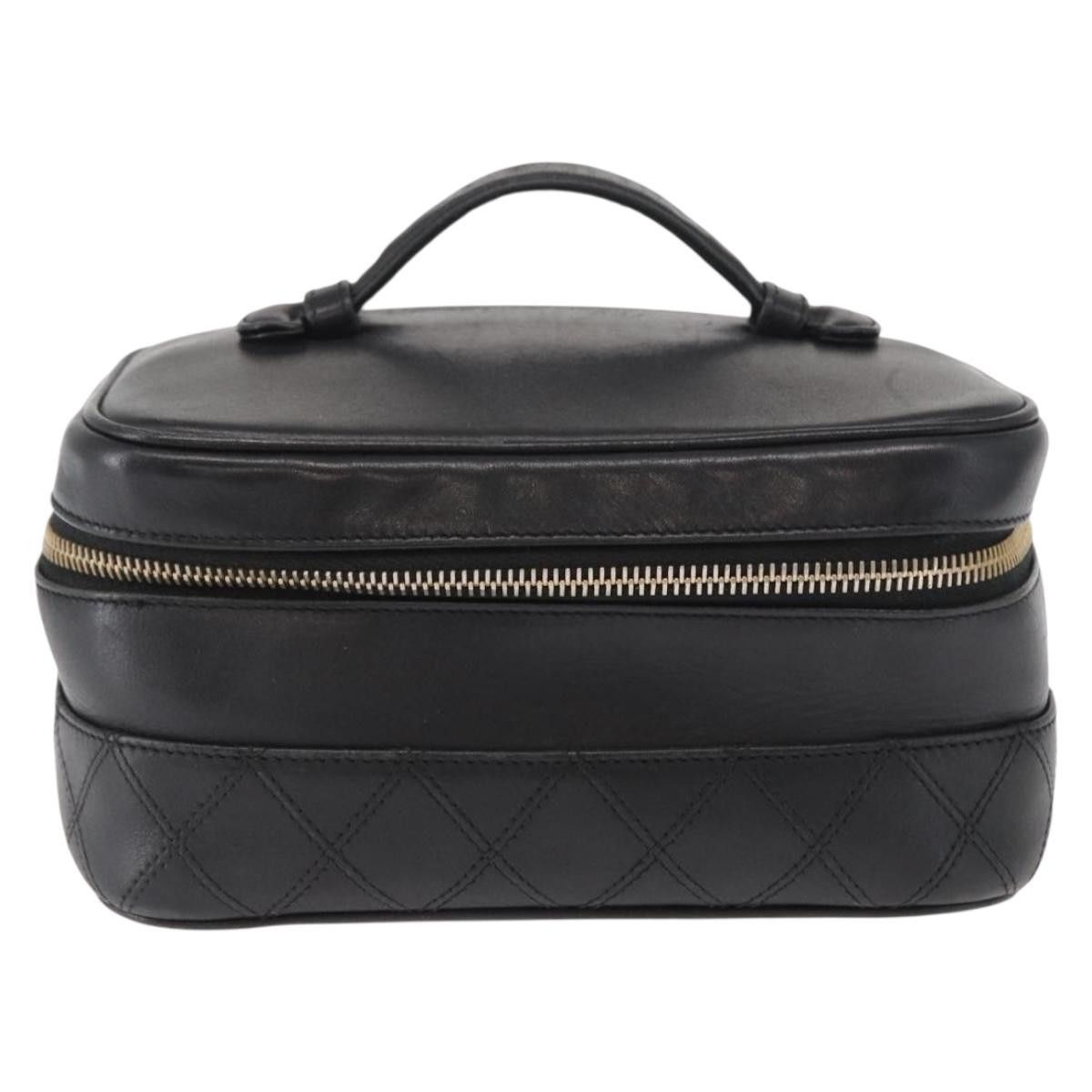 Chanel Chanel Vintage Cosmetic Case Lambskin Size ONE SIZE - 1 Thumbnail