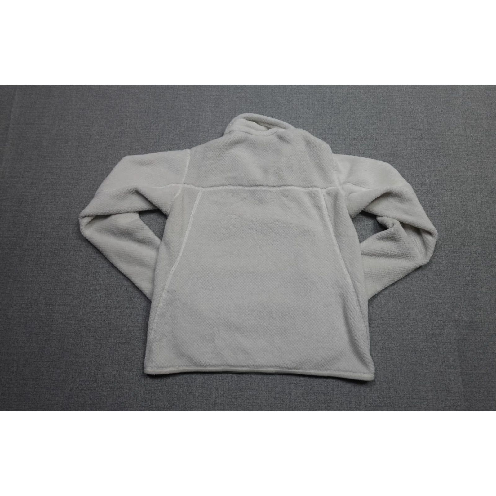 Patagonia Patagonia Sweater Women M White Fleece Pullover Outdoor Casual Logo Dolman Sleeve High Neck All Seasons Modern Vintage: No Size M / US 6-8 / IT 42-44 - 5 Thumbnail