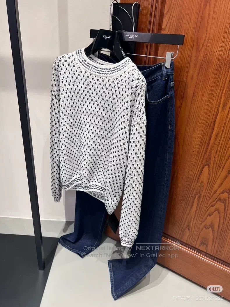 Loro Piana Loro Piana White round-neck heart-knit sweater Size M / US 6-8 / IT 42-44 - 3 Thumbnail