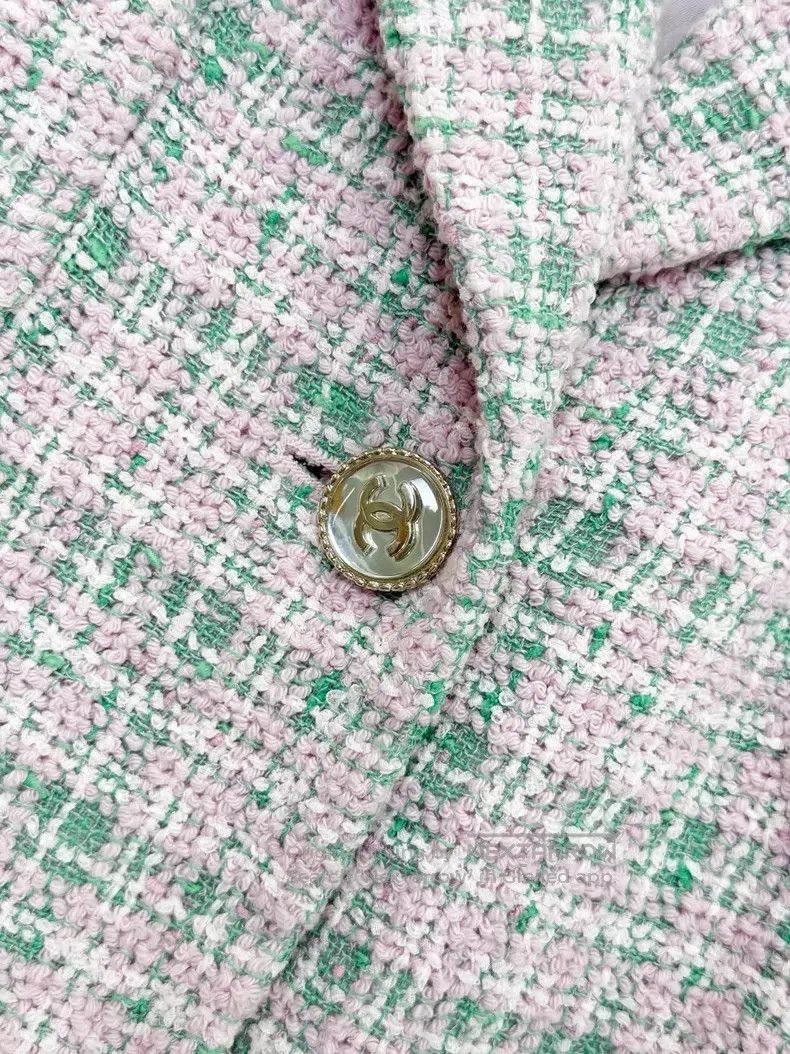 Chanel Chanel Green plaid two-pocket crystal buckle long-sleeved Size XS / US 0-2 / IT 36-38 - 5 Thumbnail