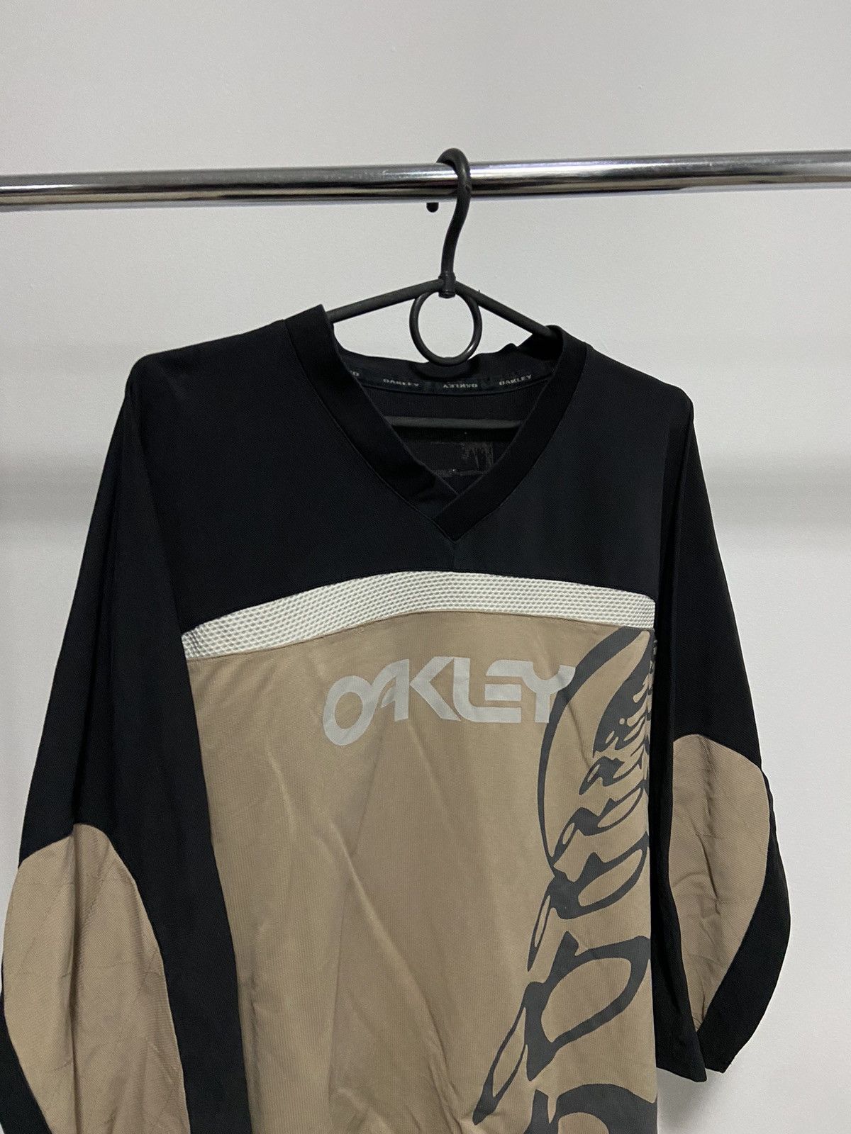 Oakley × Vintage Oakley t shirt big print logo monogram 3/4 sleeve vintage Size US L / EU 52-54 / 3 - 2 Thumbnail