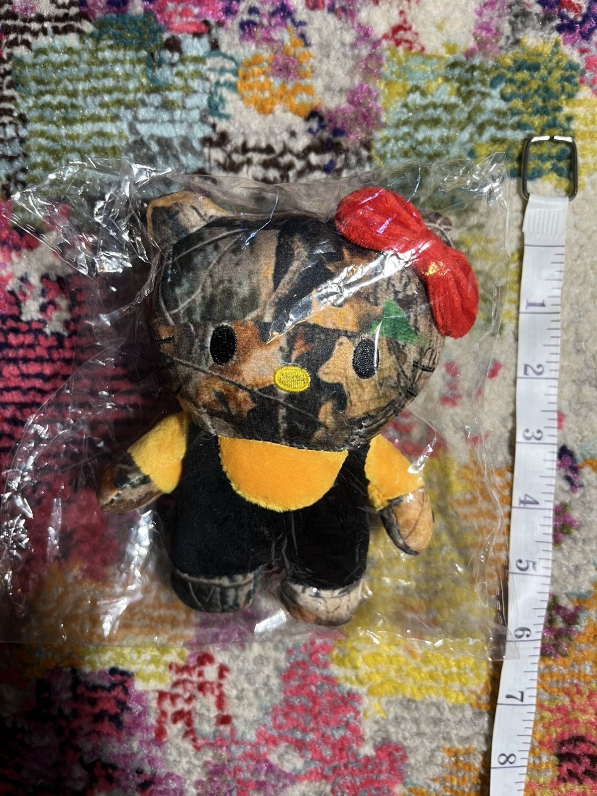 Asspizza Faketree Hello Kitty 6 inch Plush Size ONE SIZE - 1 Thumbnail