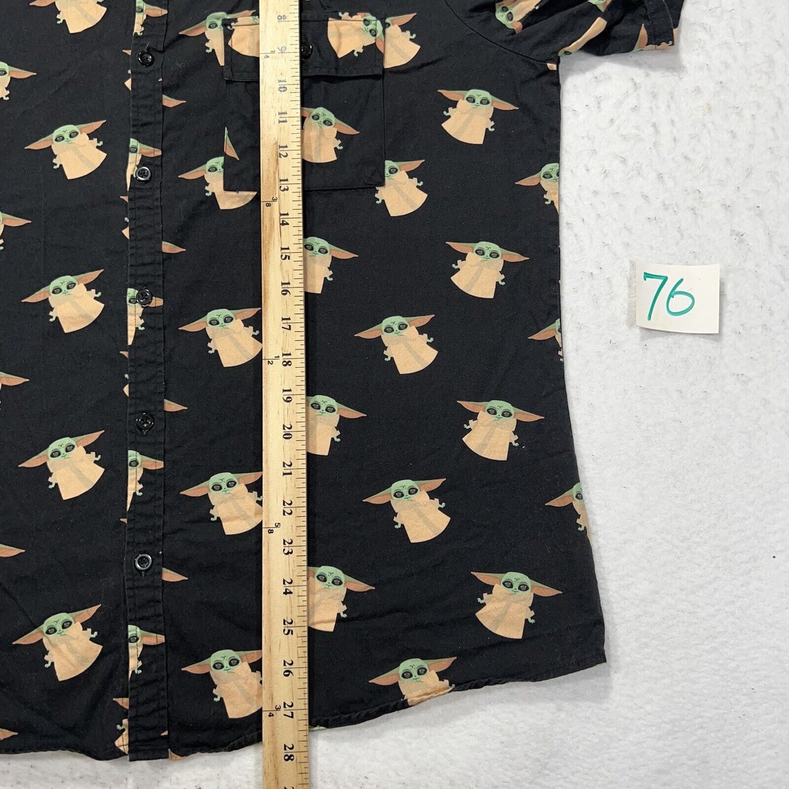 Star Wars Star Wars Celebration The Mandalorian Yoda Button Shirt Size US L / EU 52-54 / 3 - 8 Thumbnail
