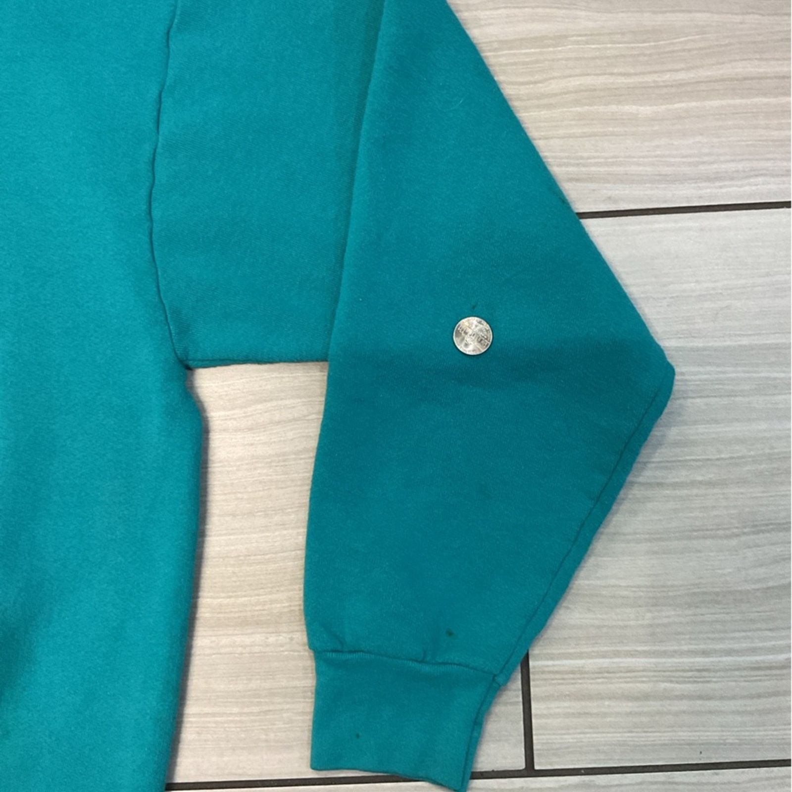 Fruit Of The Loom Vintage 90s Miami Dolphins Fruit of the Loom Blue Sweatshirt Size US XL / EU 56 / 4 - 5 Thumbnail