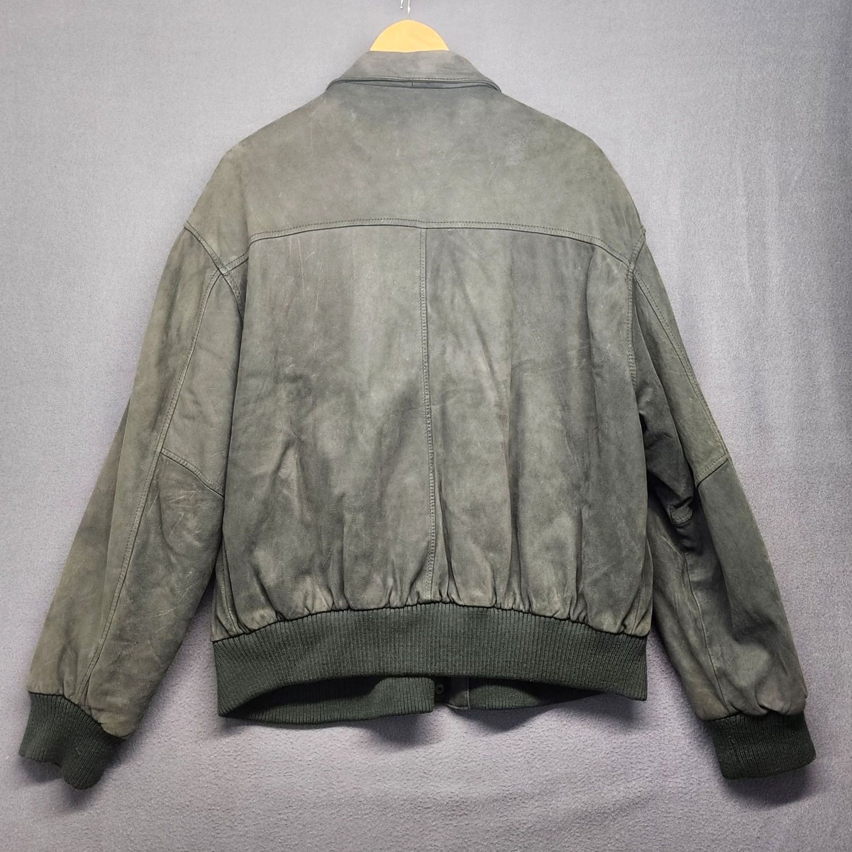 Vintage VINTAGE Cayenne Leather Jacket Mens Large Green Bomber Zipper Utility Jacket YKK Closure Size US L / EU 52-54 / 3 - 2 Thumbnail