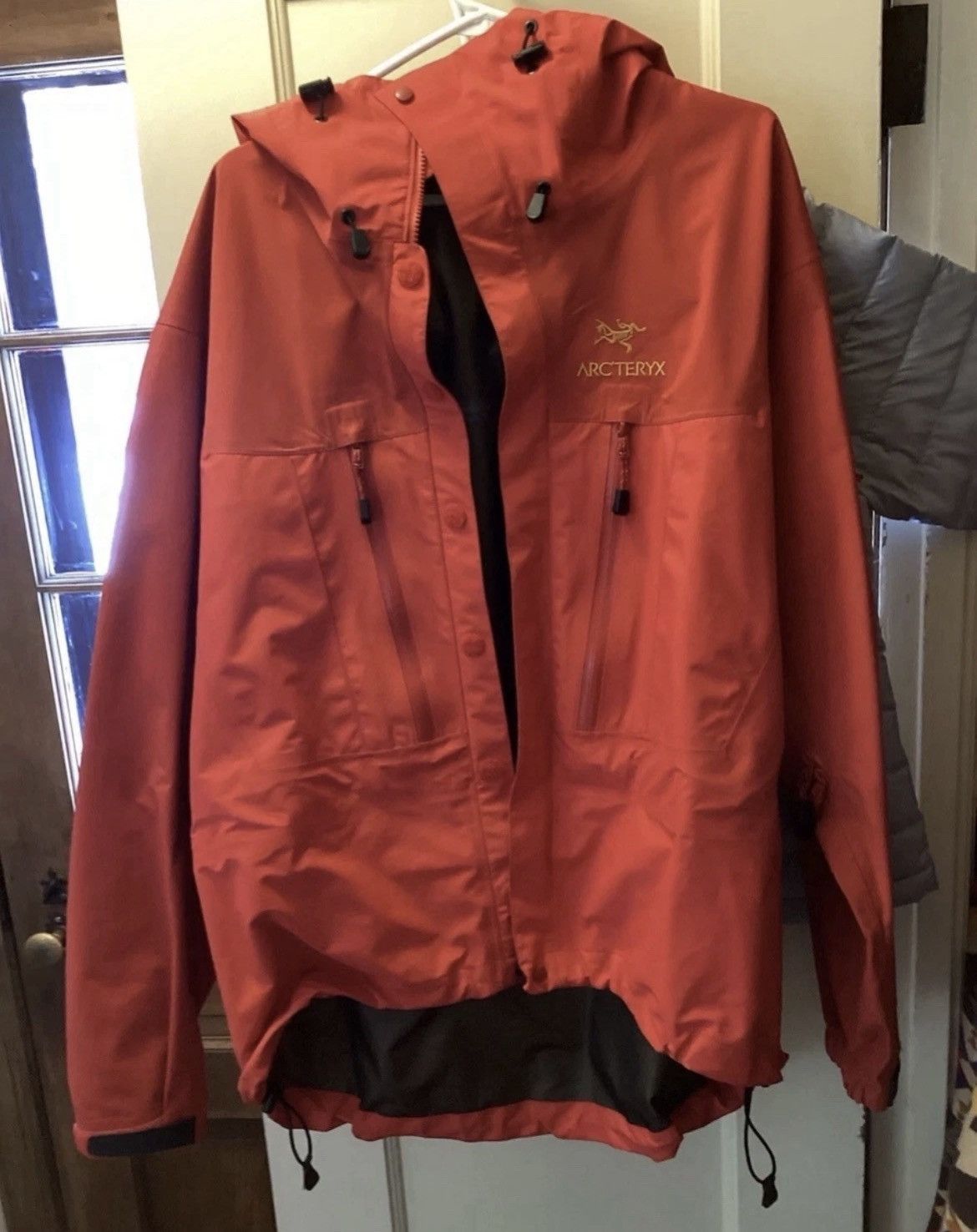 Arc'teryx Arc’teryx Alpha SV 1st Edition Gold Label 1999 Red Deadstock Size US XL / EU 56 / 4 - 1 Thumbnail