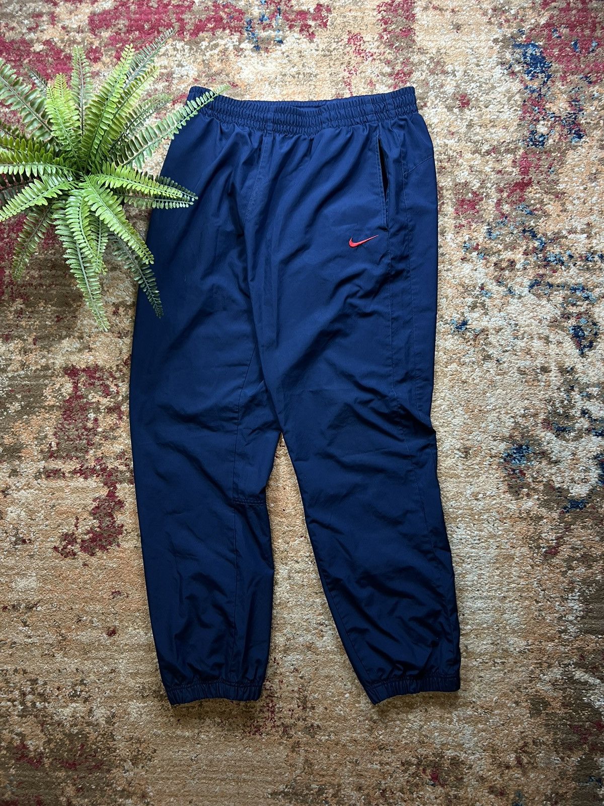 Nike × Vintage 90’s NIKE RED SWOOSH LOGO RETRO BAGGY TRACK PANTS Y2K Size US 33 - 1 Thumbnail
