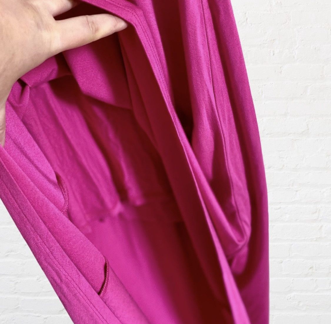 Bebe BEBE HOT PINK HIGH LOW T BACK HALTER DRESS Size S / US 4 / IT 40 - 6 Thumbnail