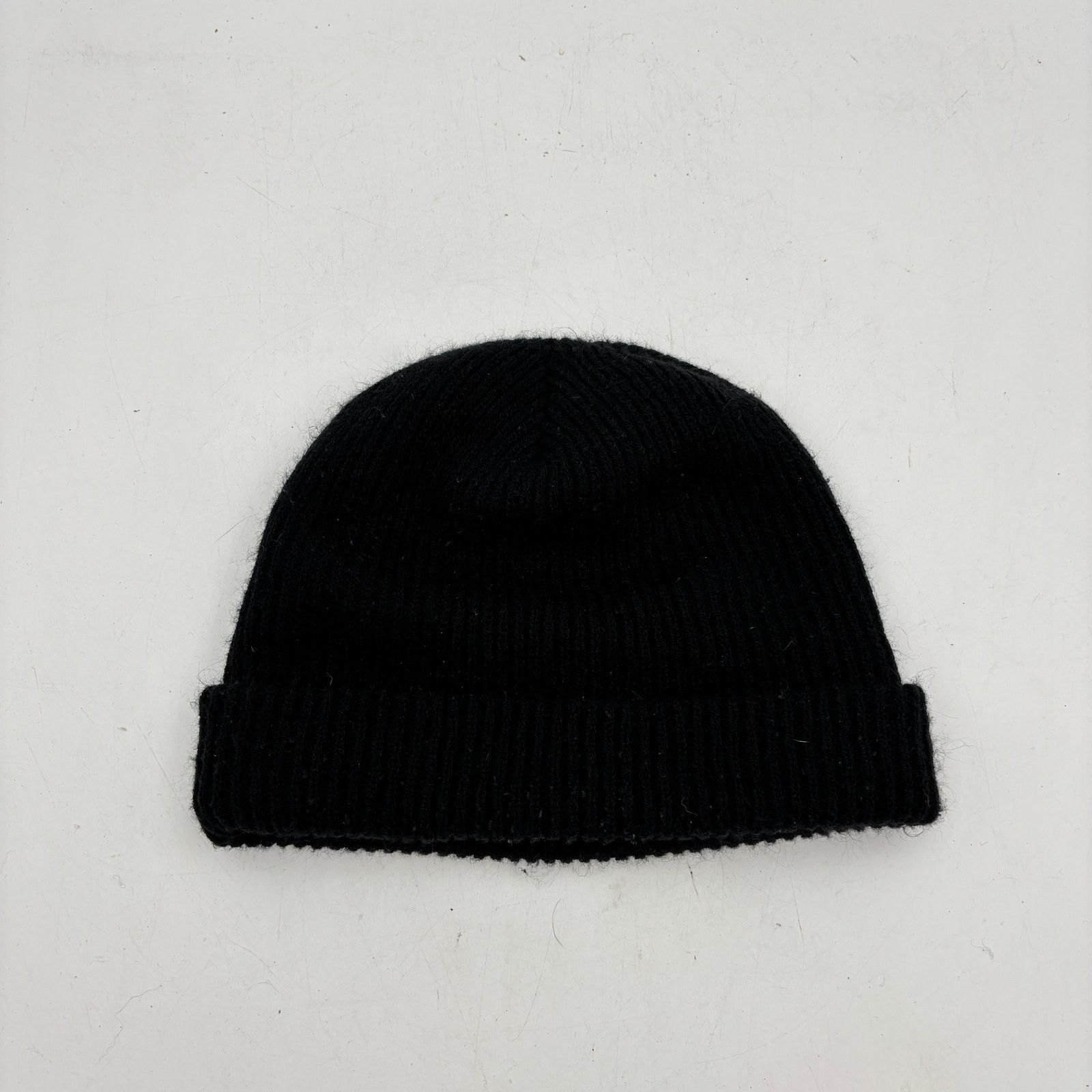 Kith Kith Classic Logo Knit Beanie Hat Acrylic Black Streetwear Size ONE SIZE - 8 Thumbnail