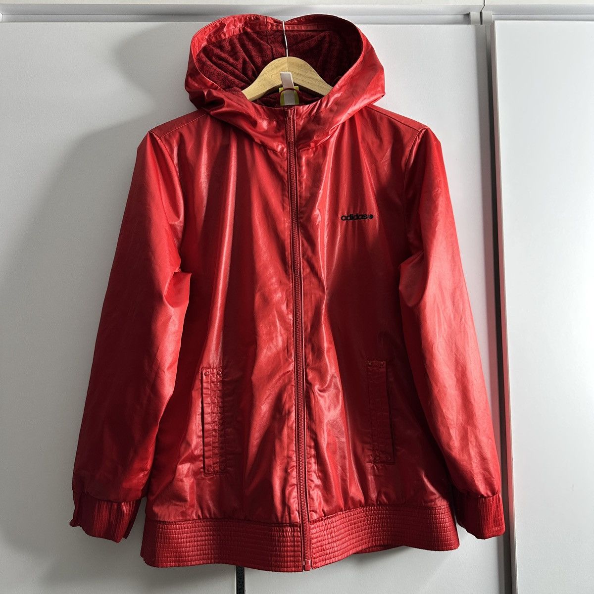 Adidas Vintage Adidas Neo Label Red Windbreaker Jacket Size S / US 4 / IT 40 - 1 Thumbnail
