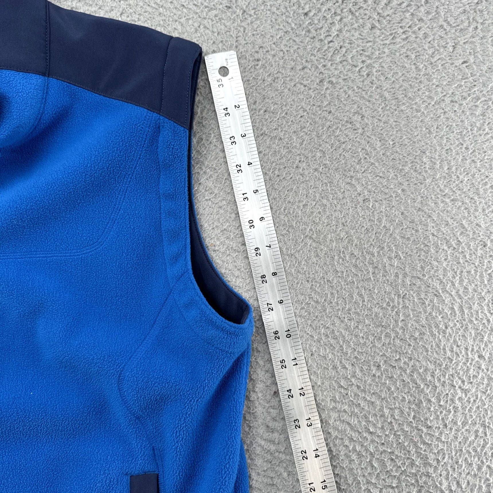 Vintage REI Blue Full Zip Fleece Polyester Vest Zip Pockets Men’s Size Medium Size US M / EU 48-50 / 2 - 5 Thumbnail