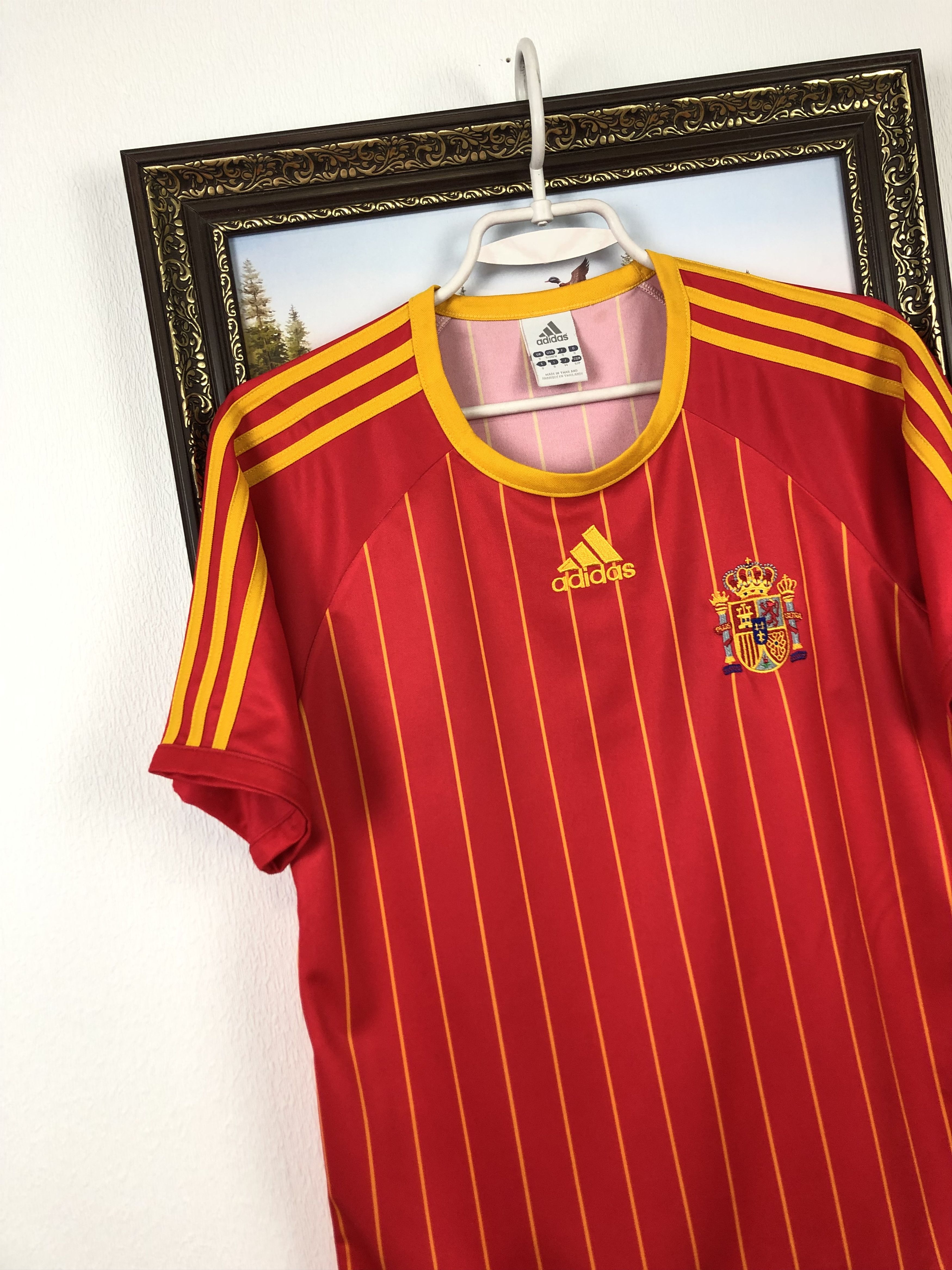 Adidas Spain Home football shirt 2005 Soccer Adidas Jersey Rare Size US S / EU 44-46 / 1 - 3 Thumbnail