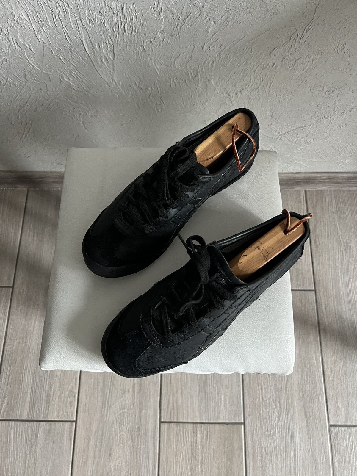 Asics ASICS Onitsuka Tiger Black Hype Sneakers 40 Mexico 66 Size US 7 / EU 40 - 4 Thumbnail