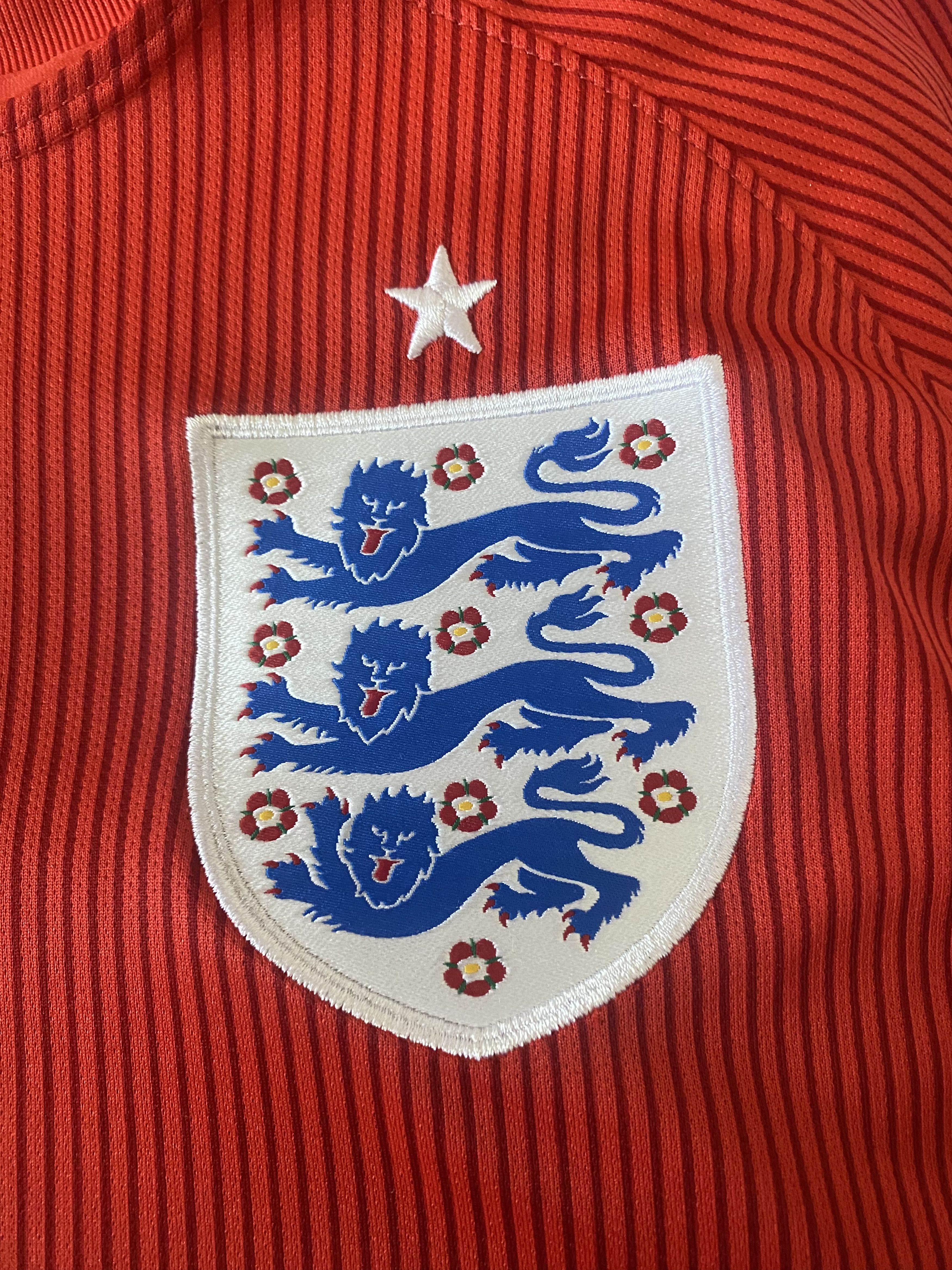 Nike ENGLAND - #4 GERRARD - 2014 - 2015 - Nike - UNIQUE Size US L / EU 52-54 / 3 - 3 Thumbnail
