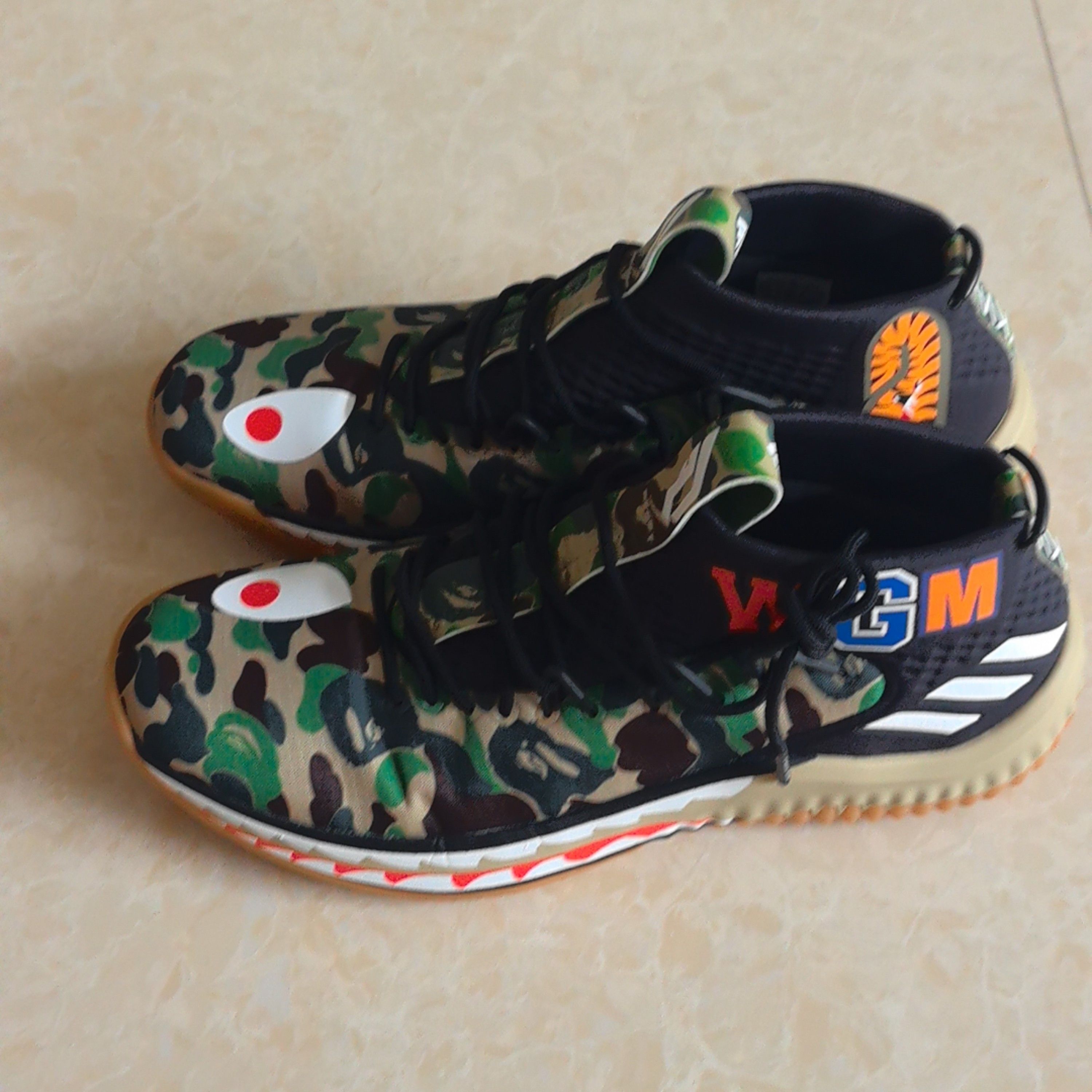 Adidas × Bape A Bathing Ape x Adidas D Lillard 4 Camo Sneakers US 9.5 Size US 10 / EU 43 - 1 Thumbnail