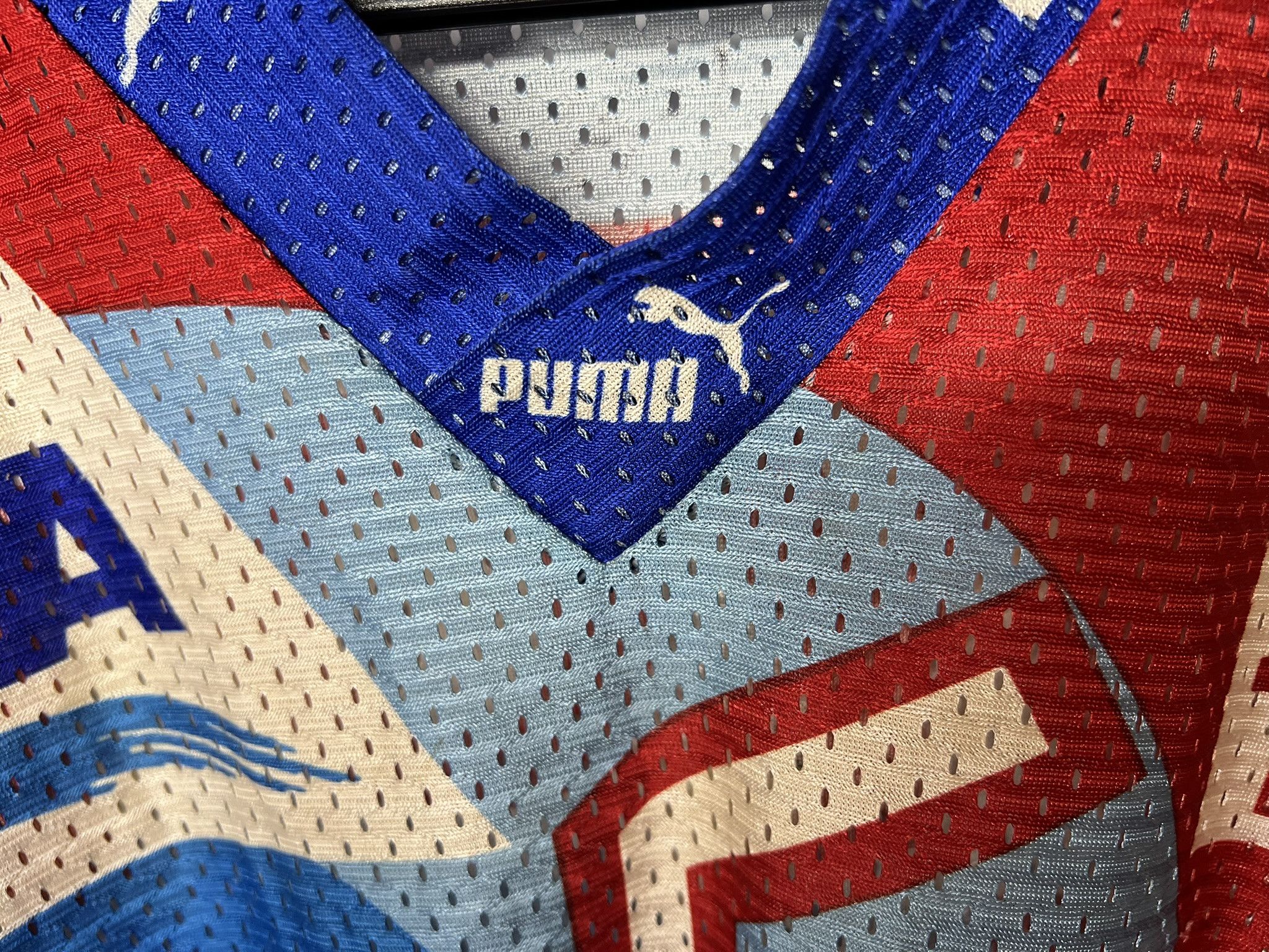 Puma KLOTEN FLYERS ICE HOCKEY VINTAGE SHIRT JERSEY SWITZERLAND Size US XL / EU 56 / 4 - 5 Thumbnail