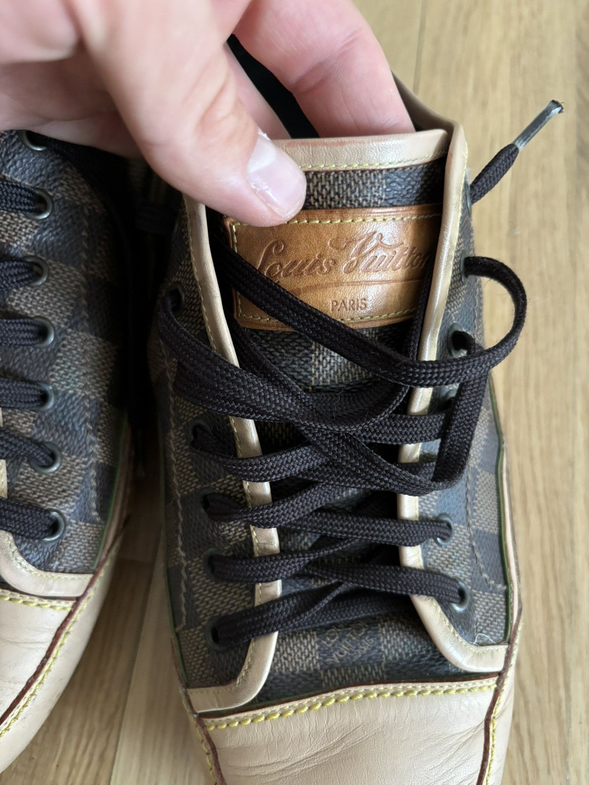 Louis Vuitton Louis Vuitton Sneakers in 43 Size US 9.5 / EU 42-43 - 3 Thumbnail