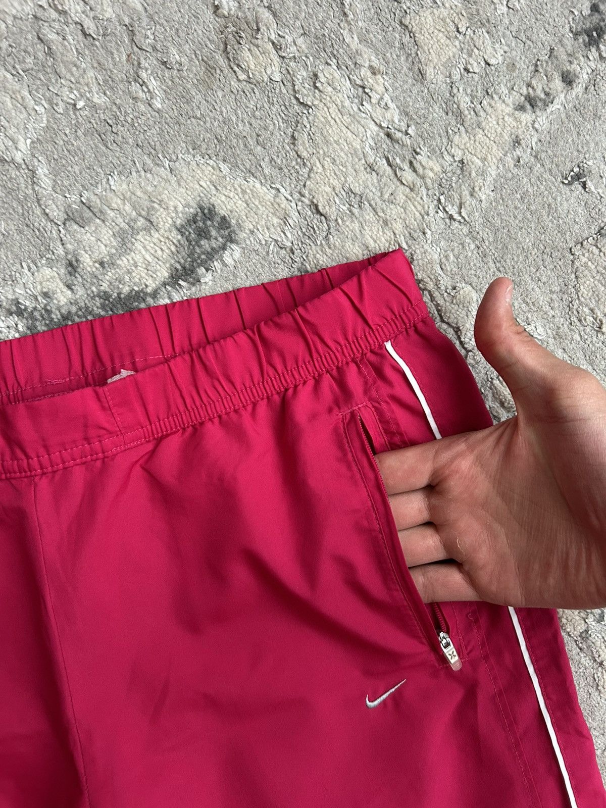 Nike Nike Vintage 2000’s Women’s Pink mini swoosh pants size M Size 28" / US 6 / IT 42 - 5 Thumbnail