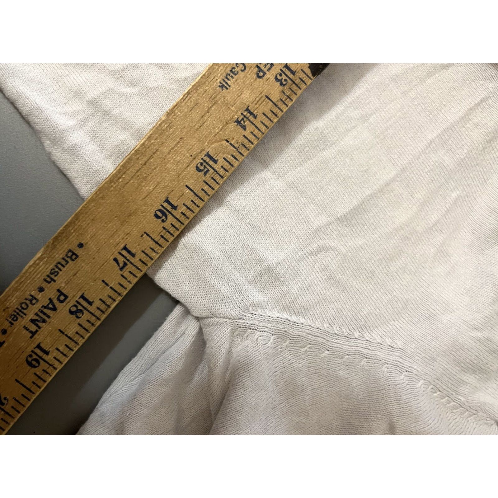 Tommy Hilfiger Tommy Hilfiger T-shirt Women Large White Flag Logo V Neck Tee Shirt Top Size L / US 10 / IT 46 - 5 Thumbnail
