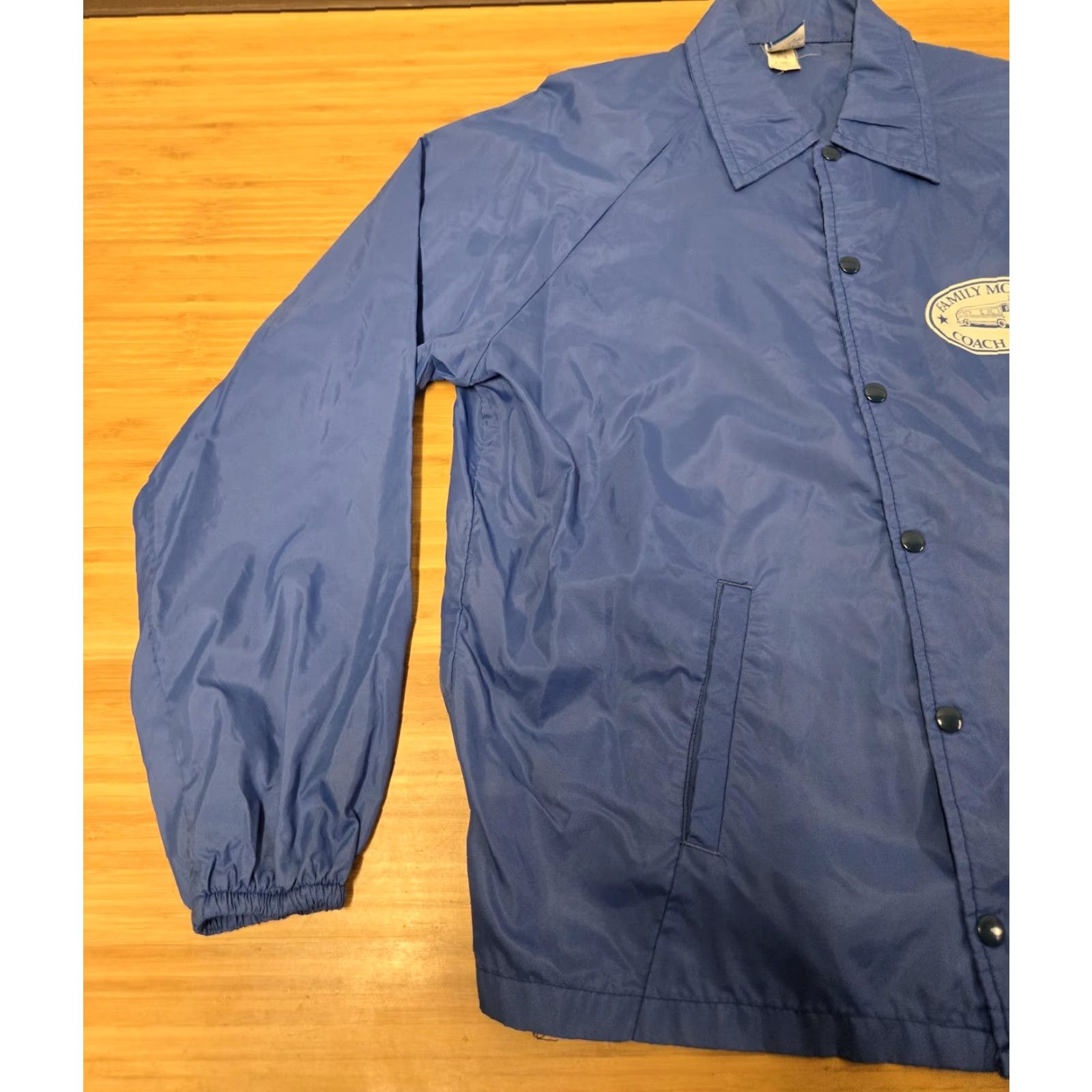 Champion VINTAGE Champion Jacket Mens Large Blue Coach Jacket Snap Made USA FMCA 80s Size US L / EU 52-54 / 3 - 3 Thumbnail