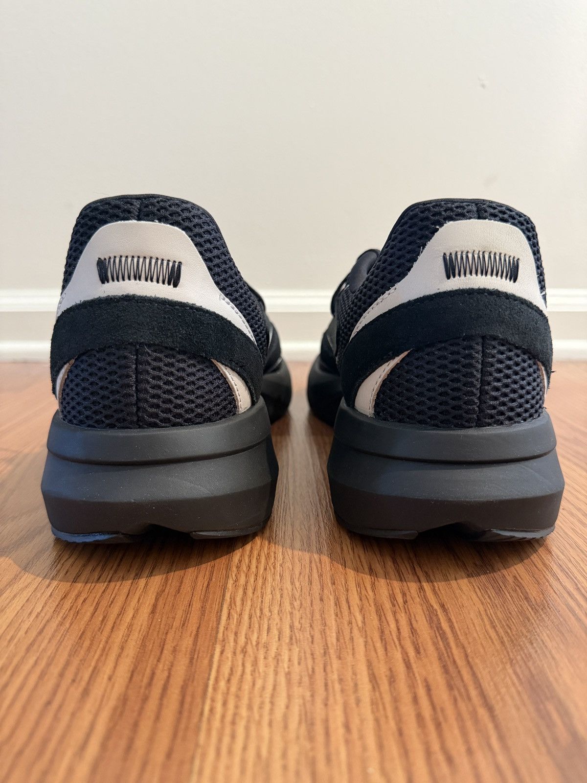 Adidas Adidas Lightblaze Size US 11 / EU 44 - 3 Thumbnail