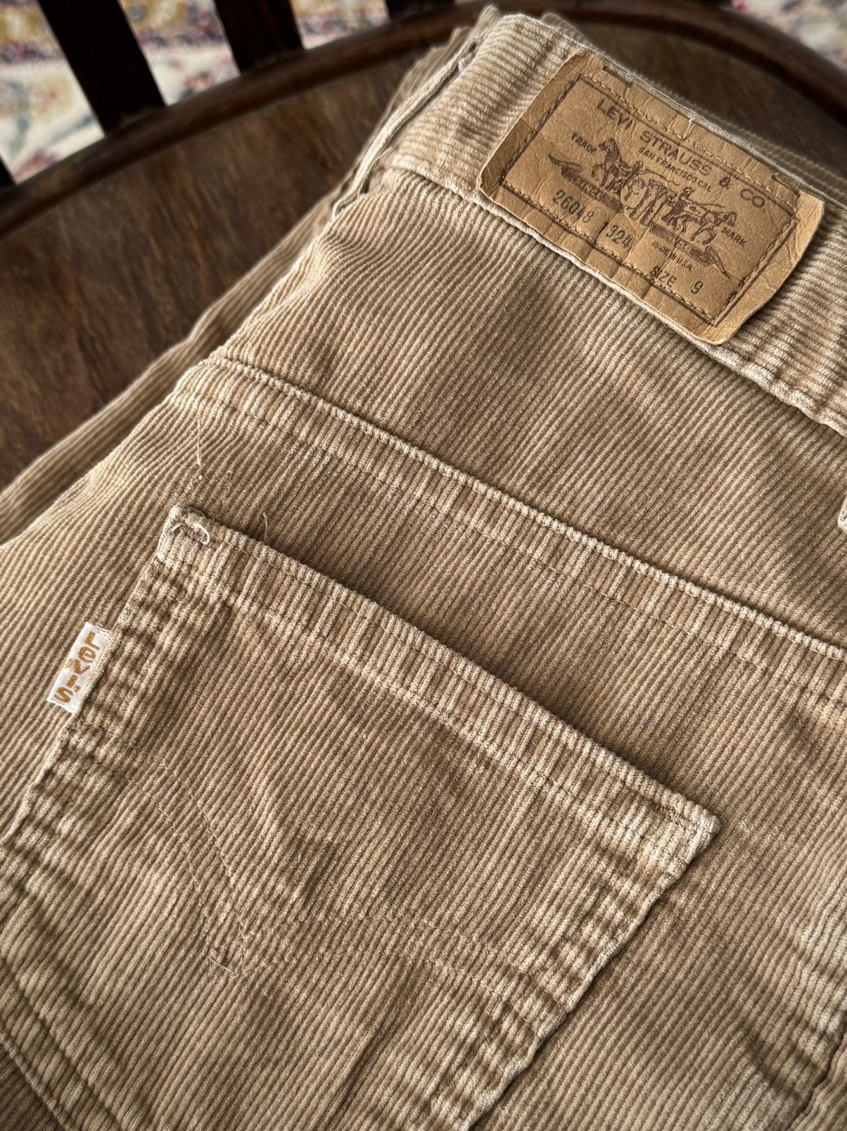 Levi's 1970s Levi’s 26048 USA Women’s Corduroy Pants Size 24" / US 00 / IT 34 - 2 Thumbnail