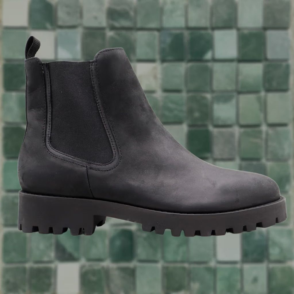 Thursday Boot Company VINTAGE Thursday Boot Co. Legend Chelsea Boot Womens 9.5 US Black Matte Leather Size US 10 / IT 40 - 1 Thumbnail