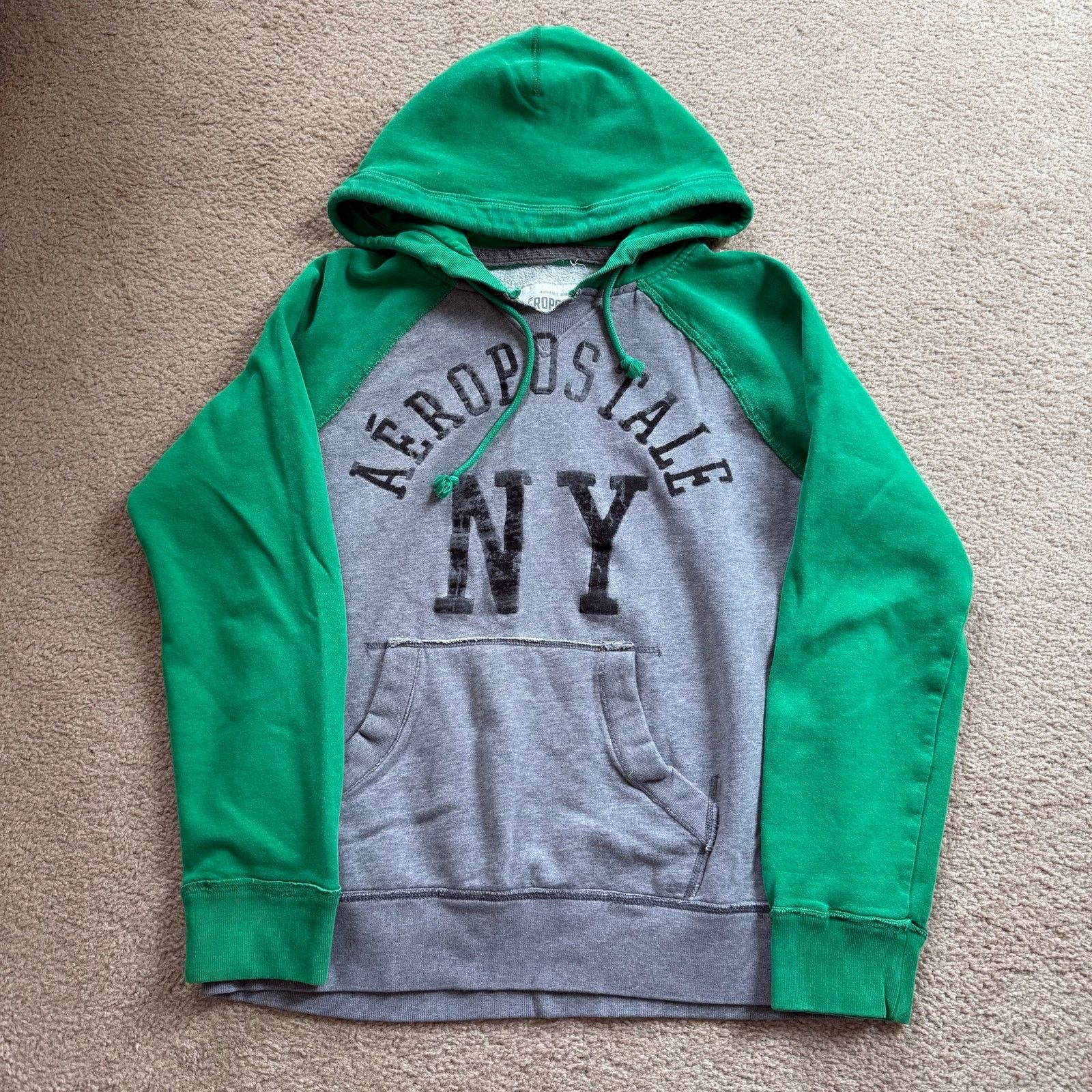 Aeropostale Y2K 2000’s Aeropostale Two Tone Hoodie Sz L Size US L / EU 52-54 / 3 - 1 Thumbnail