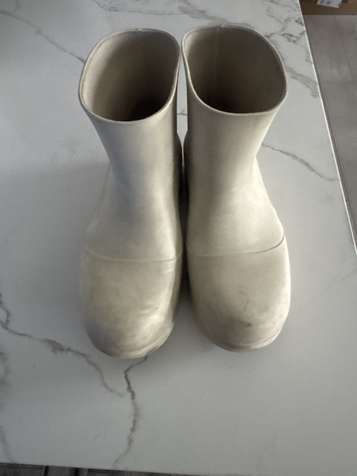 Bottega Veneta Bottega Venetta Puddle Boots White Size US 5.5 / EU 38 - 2 Thumbnail