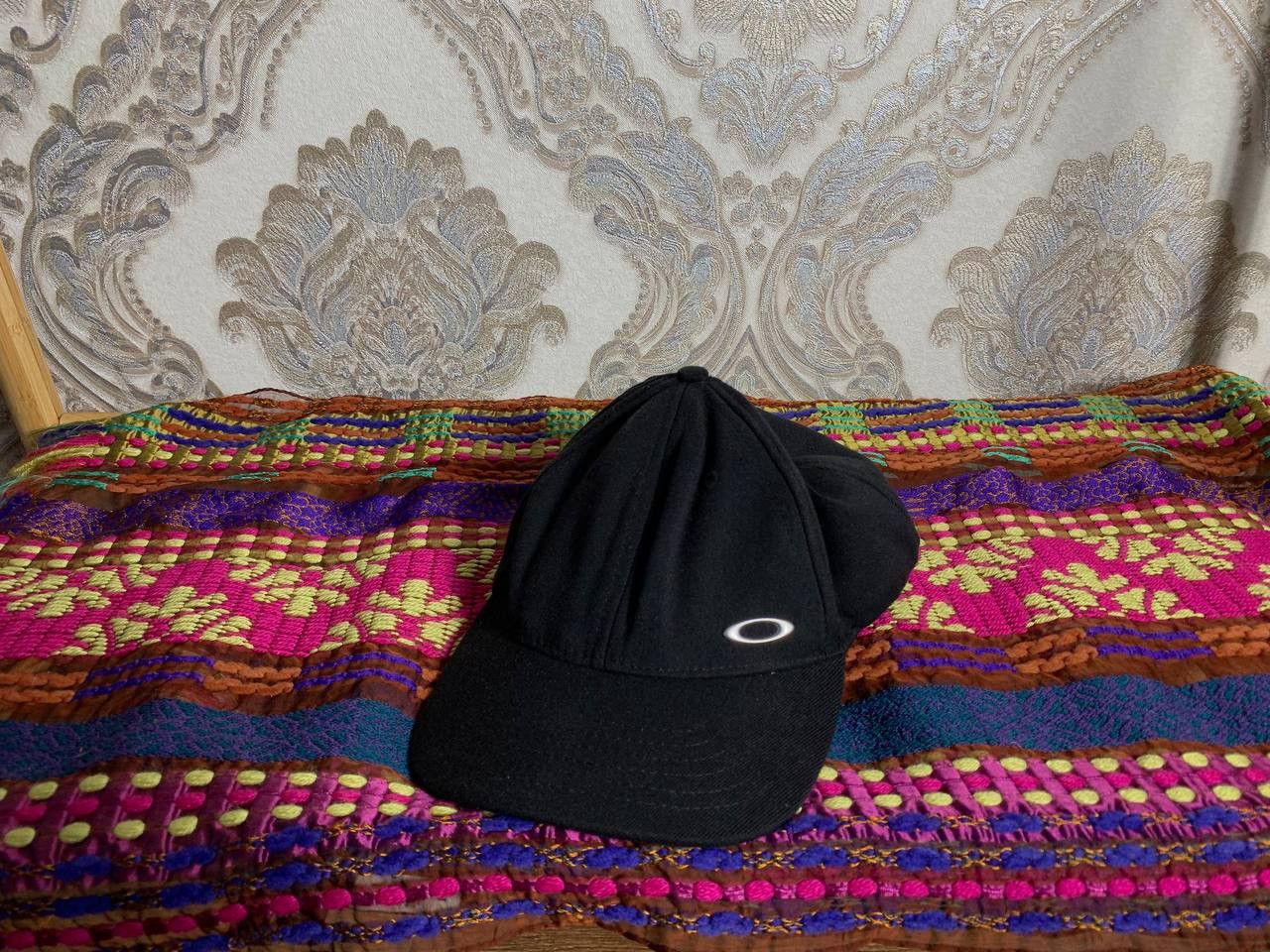 Oakley VINTAGE OAKLEY SURF 5 PANEL RETRO CAP CASUAL SK8 Y2K 90s USA Size ONE SIZE - 1 Thumbnail