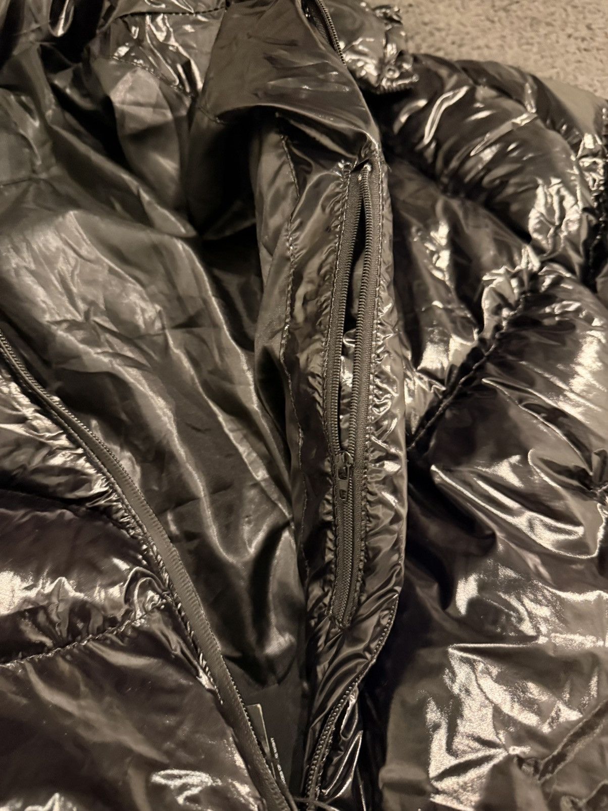 Other Faces of the Night Pufferjacke in Schwarz (Größe M) Size US M / EU 48-50 / 2 - 9 Thumbnail