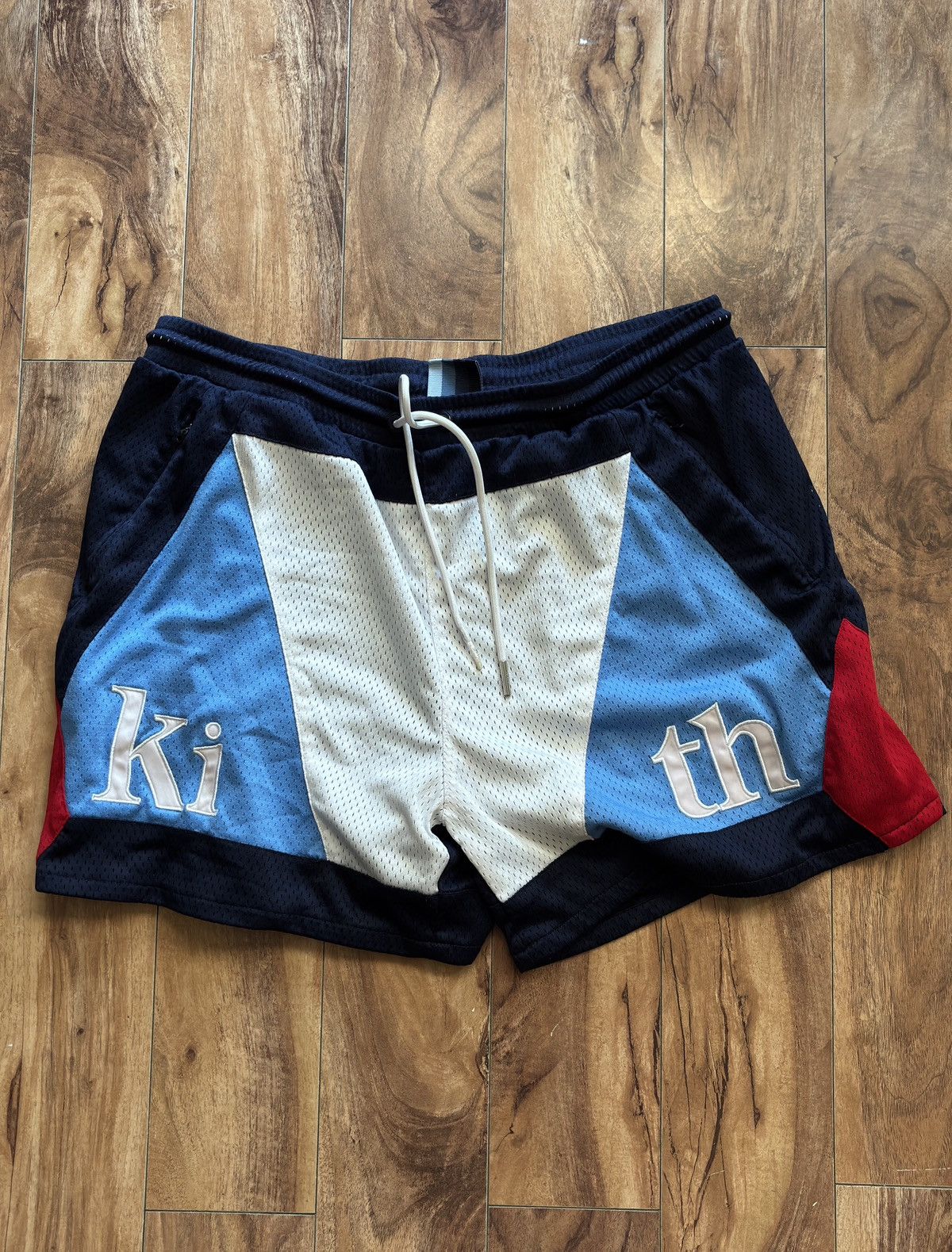 Kith turbo mesh shorts size XL