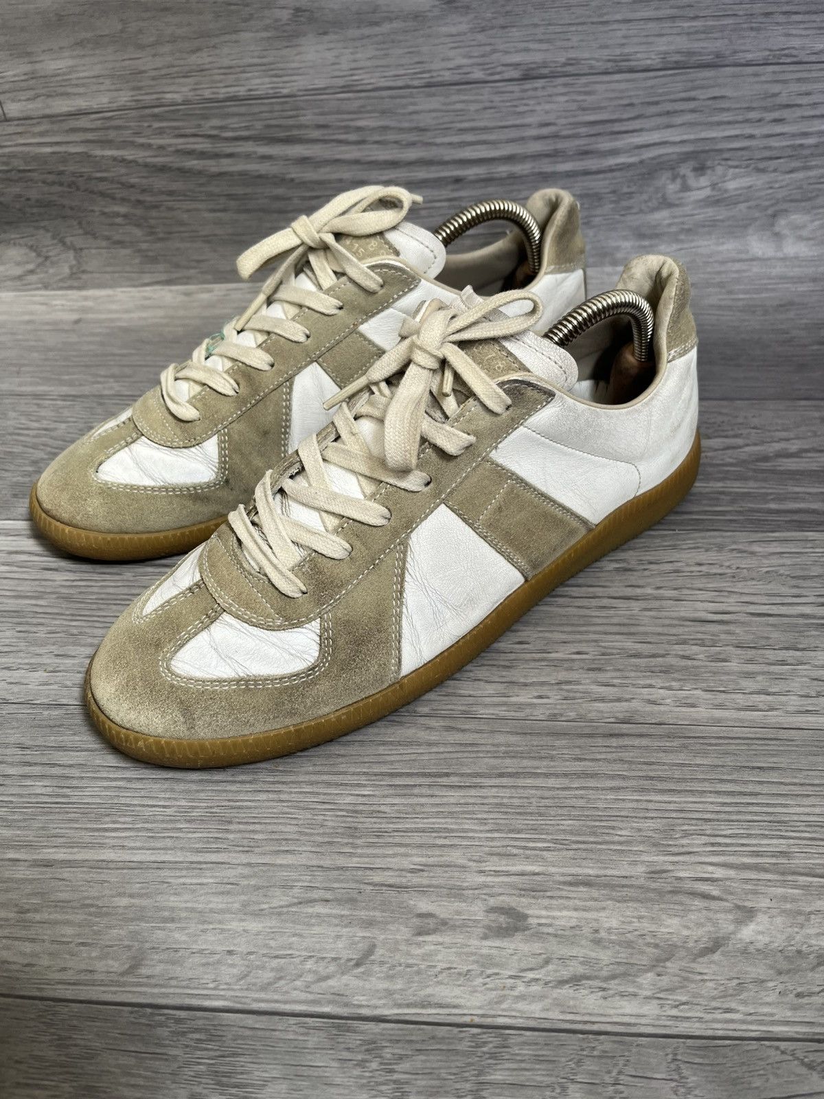 Maison Margiela Maison margiela replica gats low top sneakers sz 40 Size US 7 / EU 40 - 1 Thumbnail