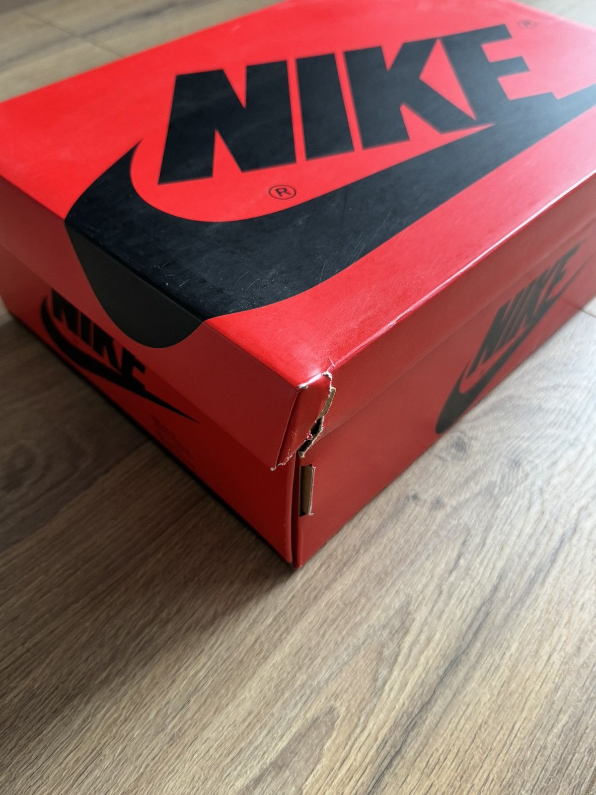 Jordan Brand Jordan 1 Mid SE Fearless Maison Chateau Rouge Size US 11 / EU 44 - 13 Thumbnail
