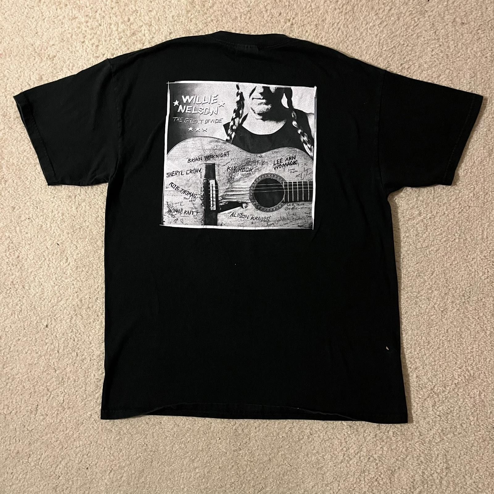 Hanes VTG 00s Willie Nelson The Great Divide BLK Band Graphic Tee Size US L / EU 52-54 / 3 - 2 Thumbnail