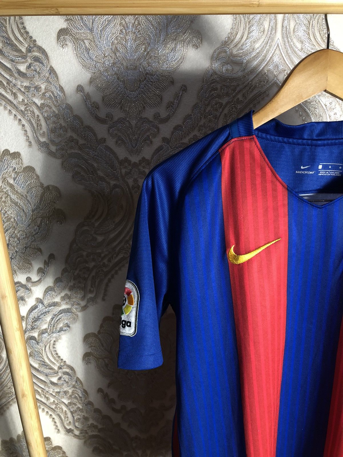 Nike × Vintage VERY RARE NIKE FC BARCELONA SPAIN SOCCER JERSEY BLOKECORE Size US L / EU 52-54 / 3 - 3 Thumbnail