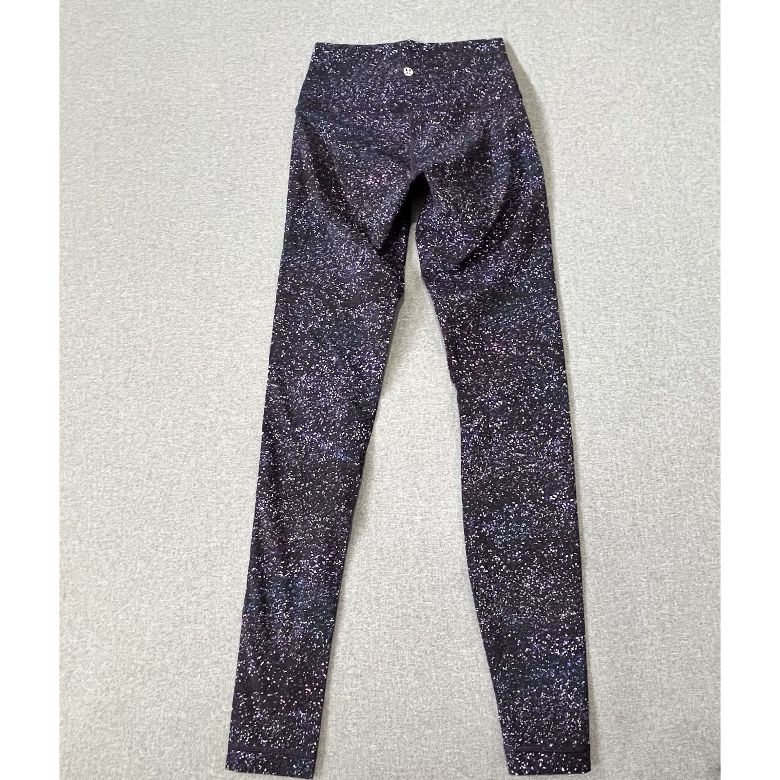 Lululemon Lululemon wunder under Speckled Galaxy Print Size 4 EUC Size 27" / US 4 / IT 40 - 2 Thumbnail