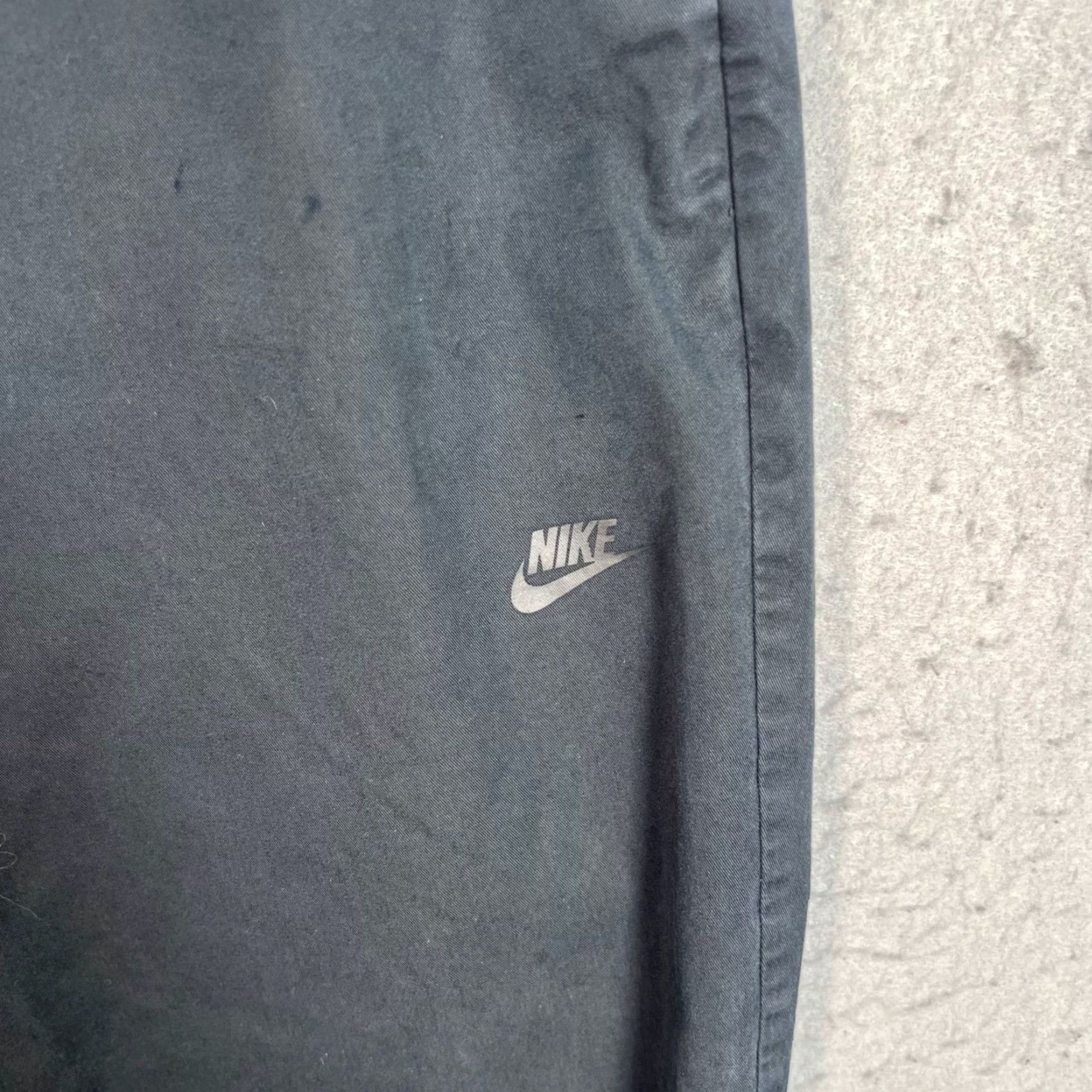 Nike Nike Mens Size 28 Black Cropped Tapered Chino Pants Drawstring Size US 28 / EU 44 - 5 Thumbnail