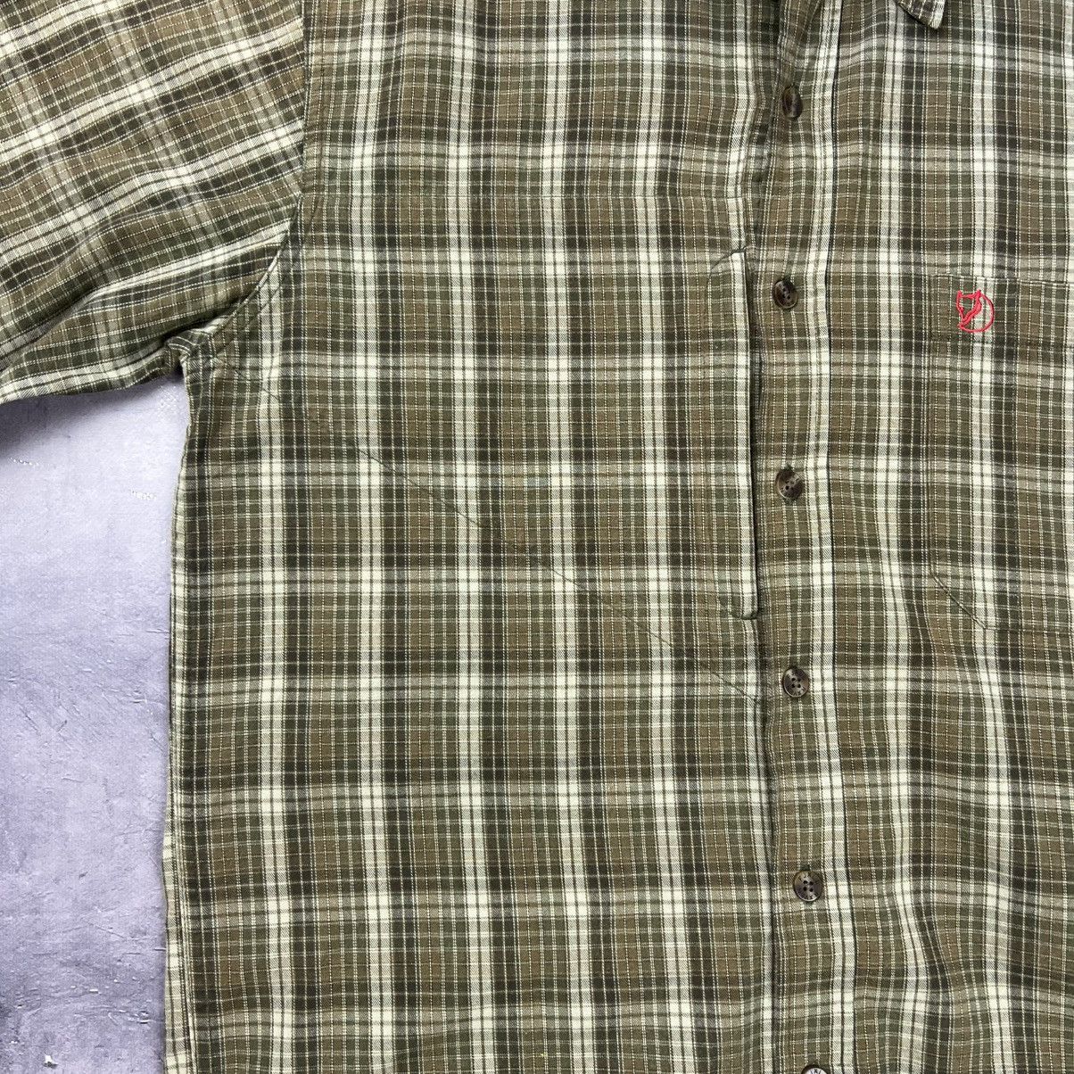 Fjallraven Rare! Fjallraven Checkered Shirt Outdoor Flannel Size US M / EU 48-50 / 2 - 5 Thumbnail