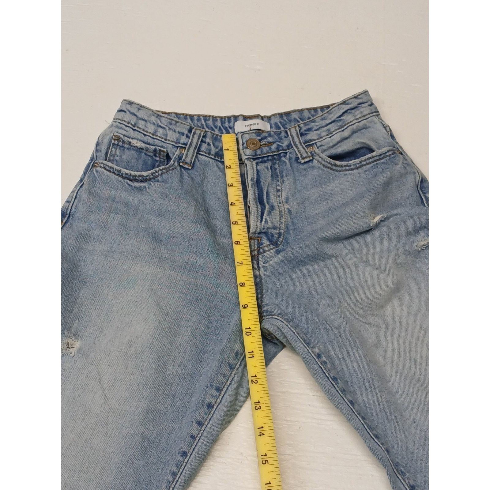 Forever 21 Forever 21 (24) Women's Button Light Denim Blue Jeans Size 24" / US 00 / IT 34 - 4 Thumbnail