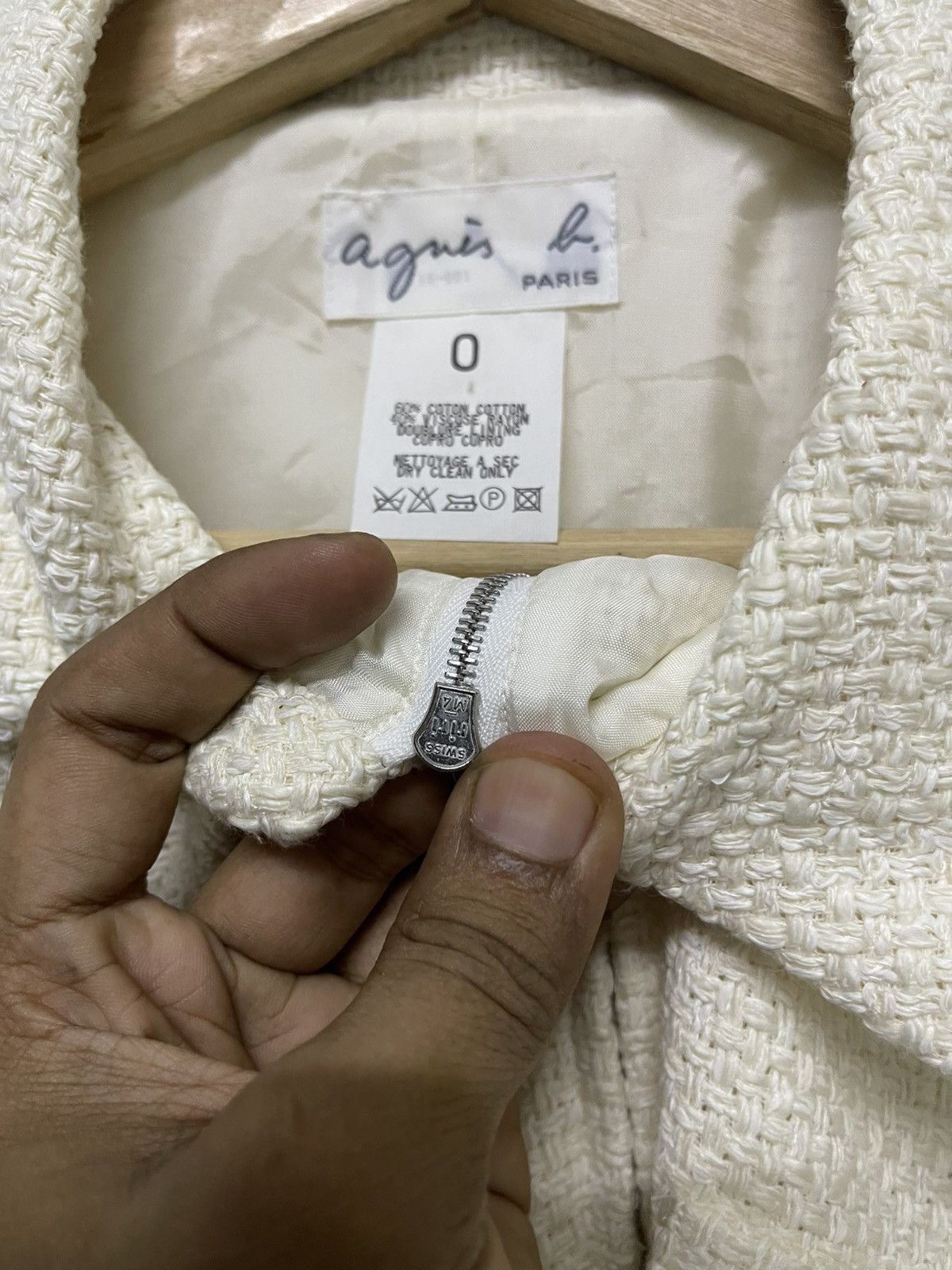 agnes b. 1990s AGNES B OFF-WHITE TEXTURED ZIPPER JACKET Size XS / US 0-2 / IT 36-38 - 8 Thumbnail