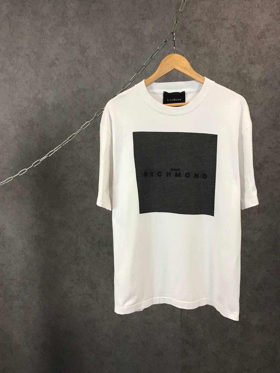 John Richmond John Richmond art designer tee Size US L / EU 52-54 / 3 - 1 Thumbnail