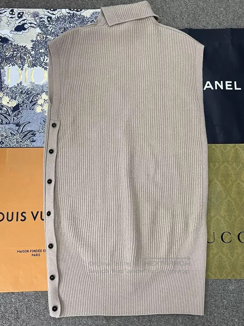 Hermes Hermes Camel Hair Side Button Knit Dress Size S / US 4 / IT 40 - 2 Thumbnail