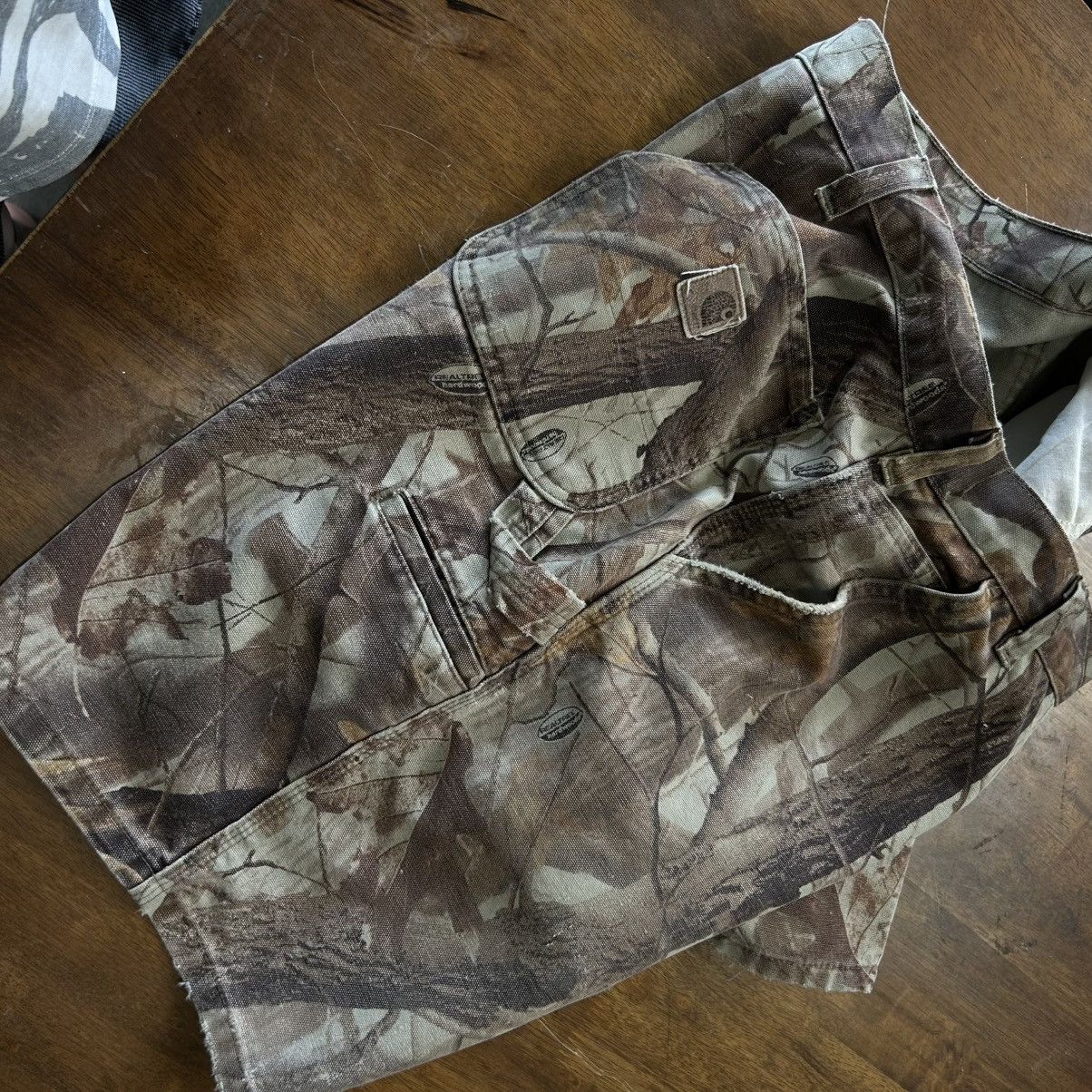 Realtree Vintage Carhartt Realtree Camouflage Carpenter Shorts Size US 36 / EU 52 - 2 Thumbnail