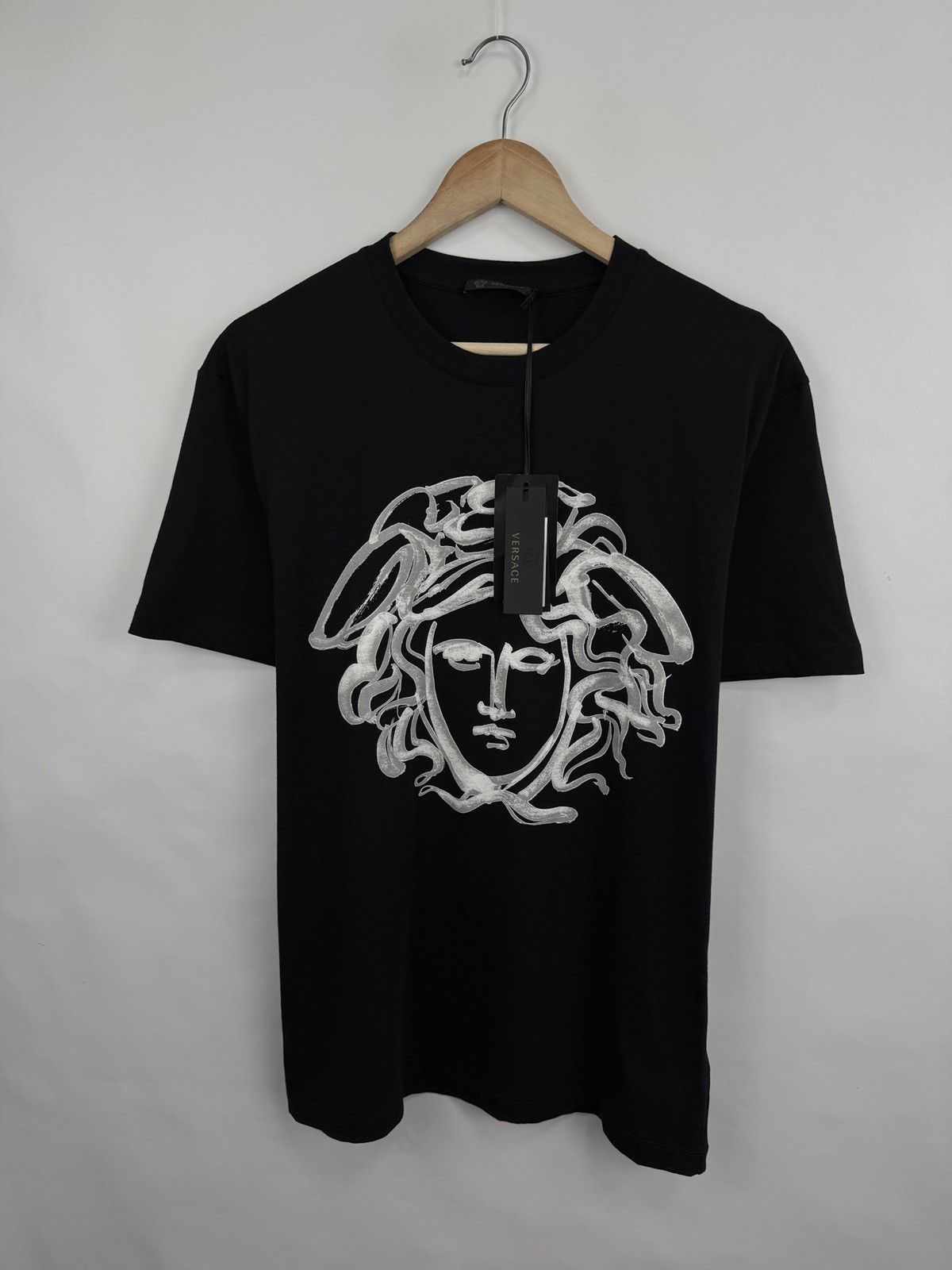 Versace ❗️NEW 🇮🇹 Versace Medusa Art T-Shirt Made in Italy Rare Y2K Size US L / EU 52-54 / 3 - 5 Thumbnail