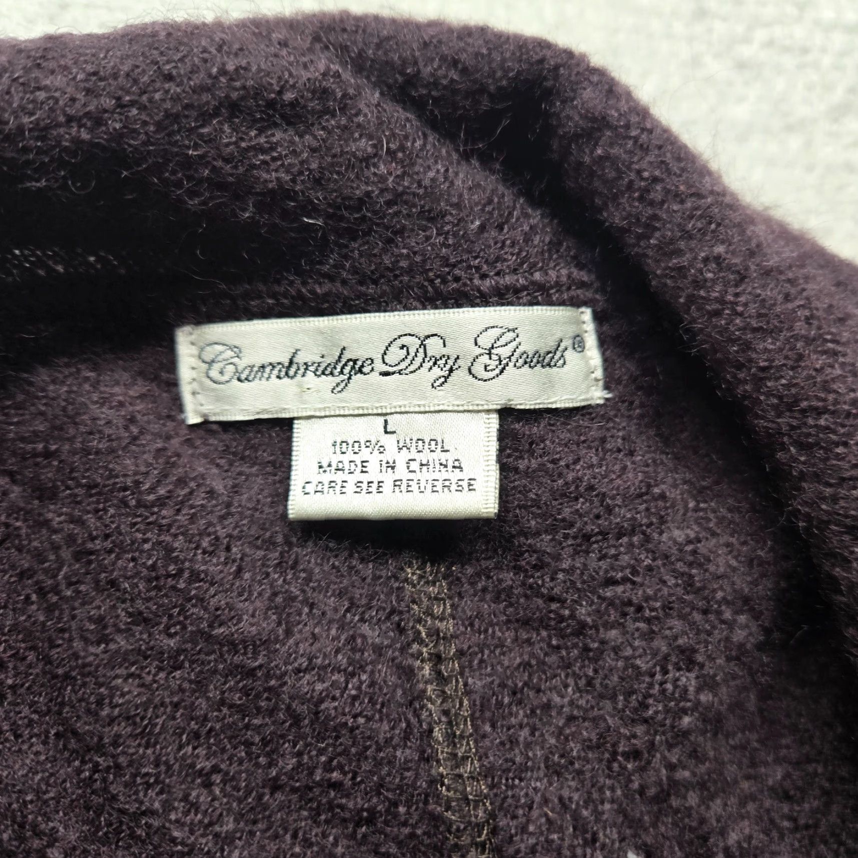 Vintage VINTAGE Cambridge Dry Goods Cardigan Shirt Women Large 100% Wool Brown Long Sleeve 3 Button Bell Sleeve Cardigan Mens Womens Girls not applicable Size L / US 10 / IT 46 - 3 Thumbnail